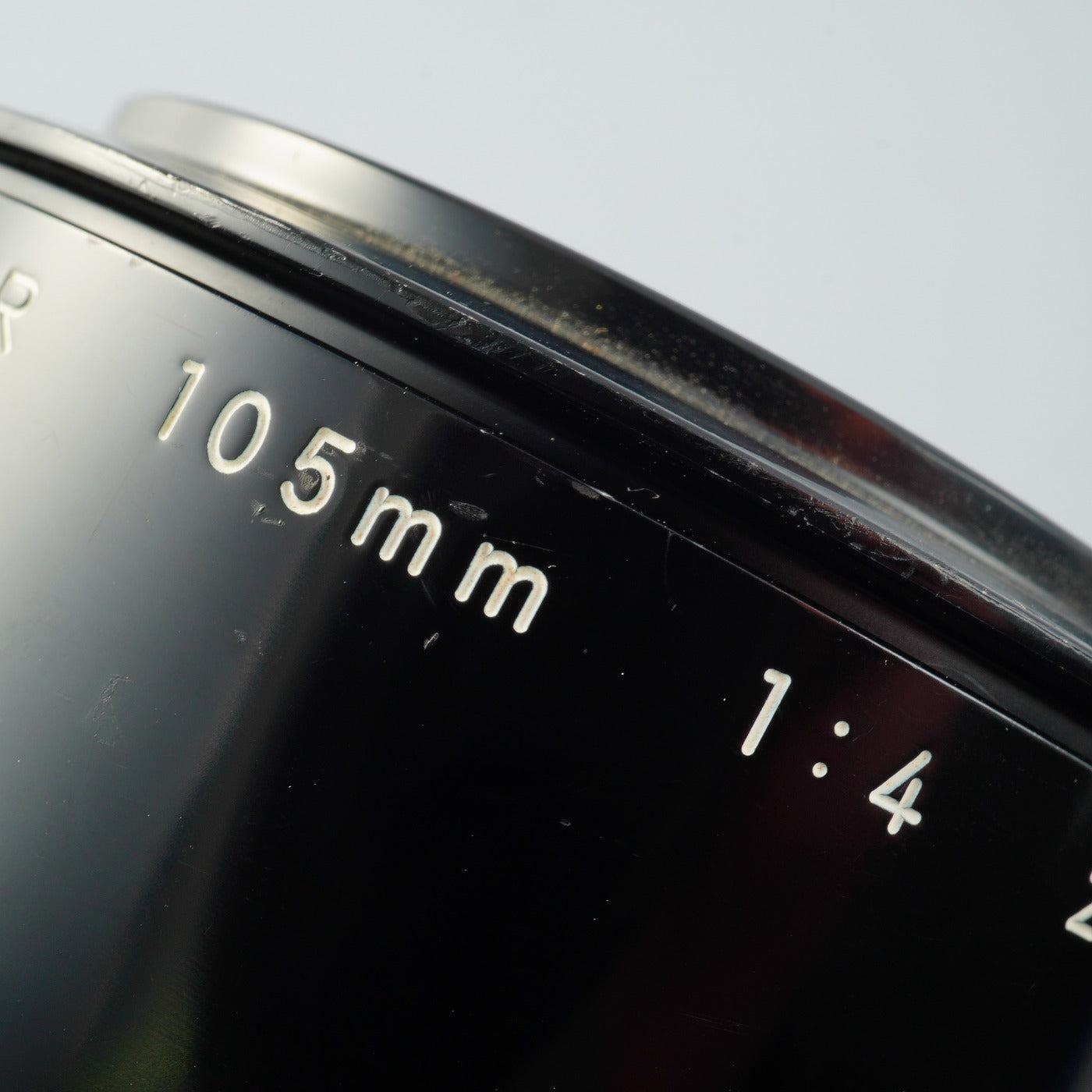 Nikon Micro-NIKKOR 105mm F/4 Ai-s + PN-11 Extension Tube 単焦点レンズ