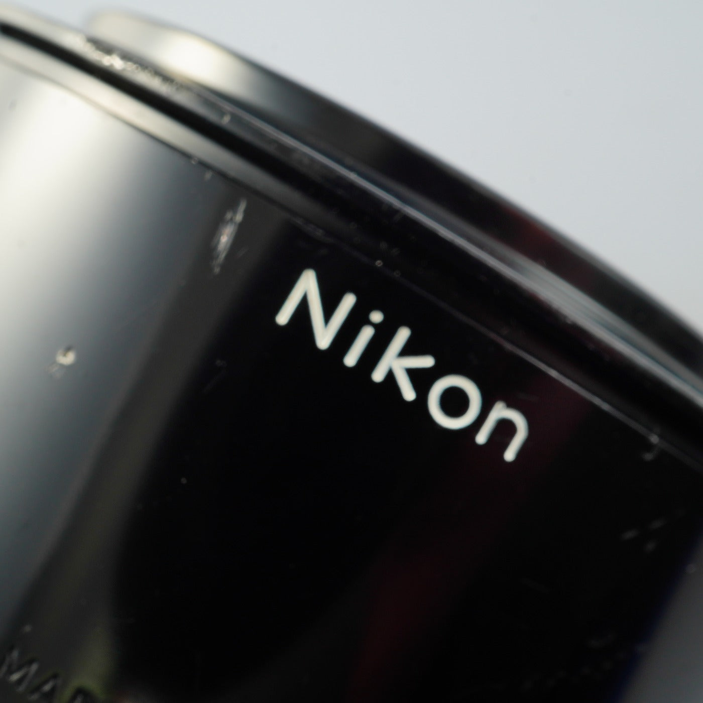 Nikon Micro-NIKKOR 105mm F/4 Ai-s + PN-11 Extension Tube 単焦点レンズ