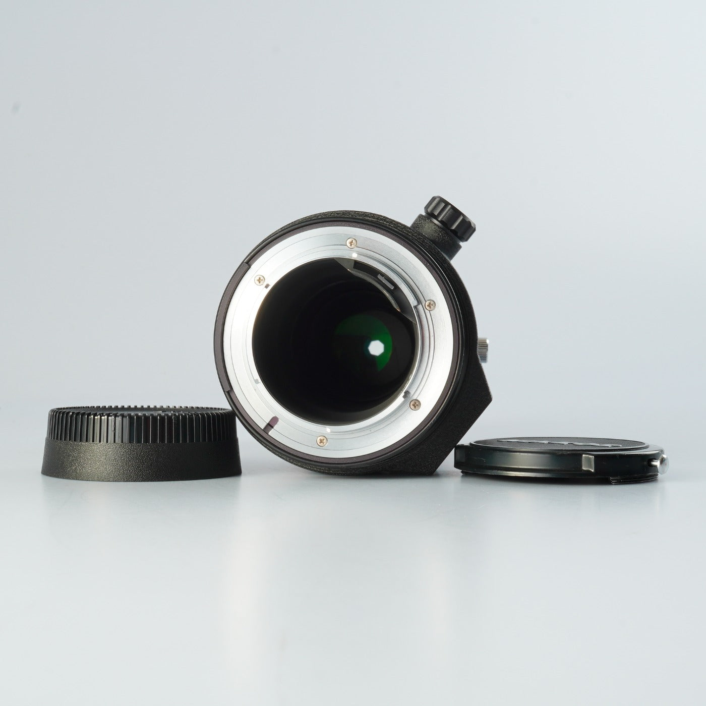 Nikon Micro-NIKKOR 105mm F/4 Ai-s + PN-11 Extension Tube 単焦点レンズ