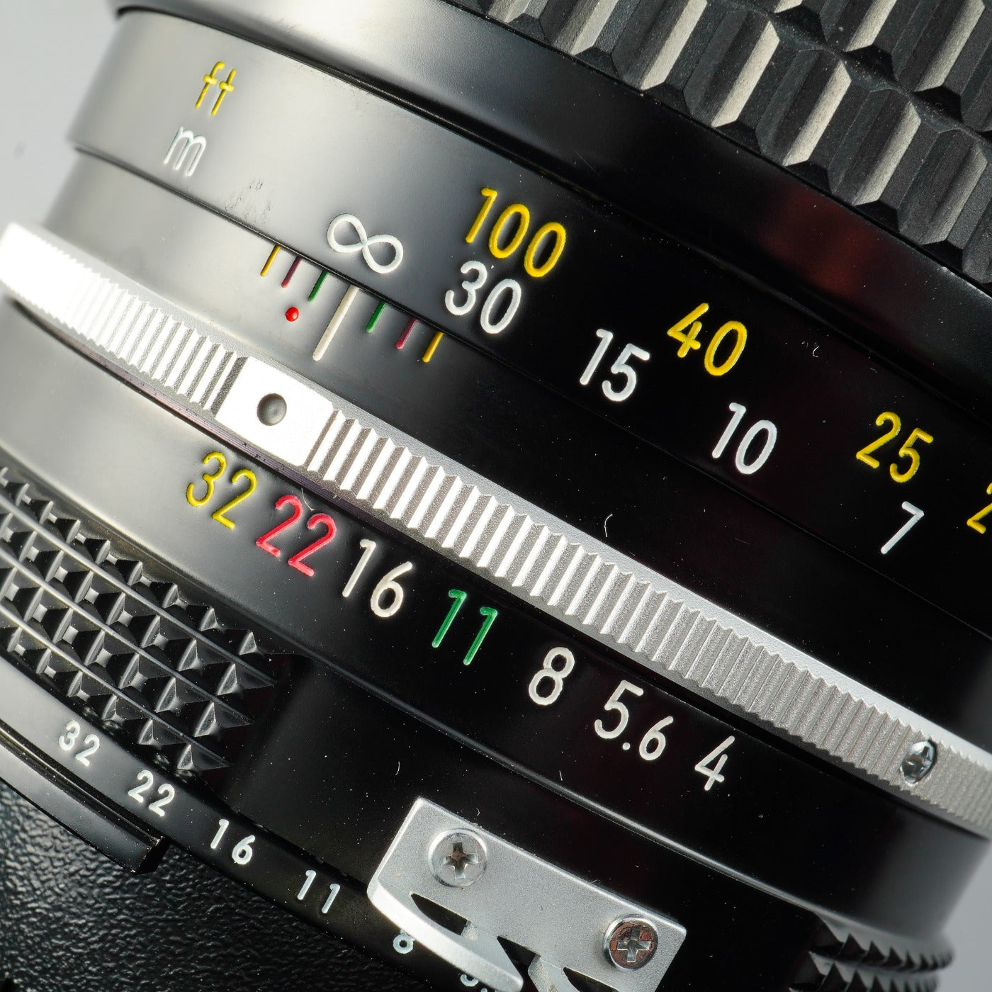 Nikon Ai NIKKOR 200mm F/4 単焦点レンズ