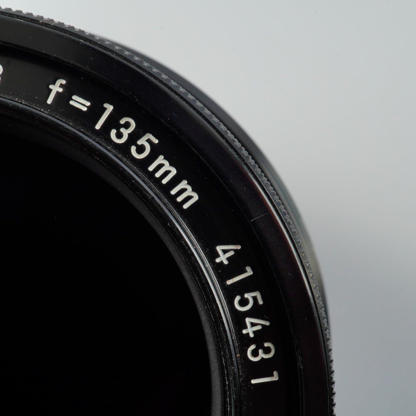 Nikon 非Ai NIKKOR-Q.C Auto 135mm F/2.8 単焦点レンズ