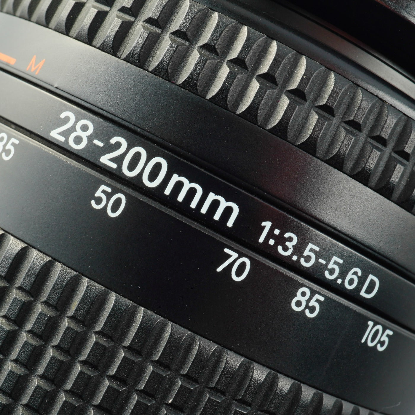 Nikon AF NIKKOR 28-200mm F/3.5-5.6 D ズームレンズ