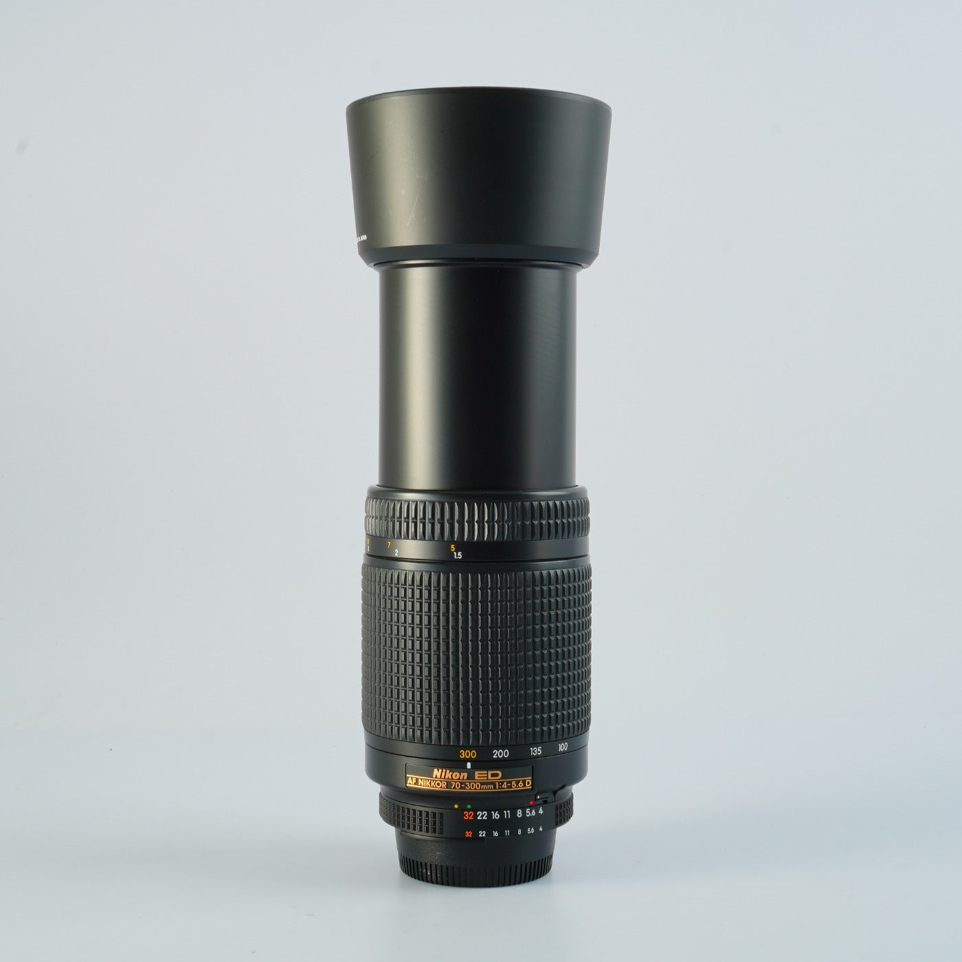 Nikon AF NIKKOR 70-300mm F/4-5.6 D ED ズームレンズ