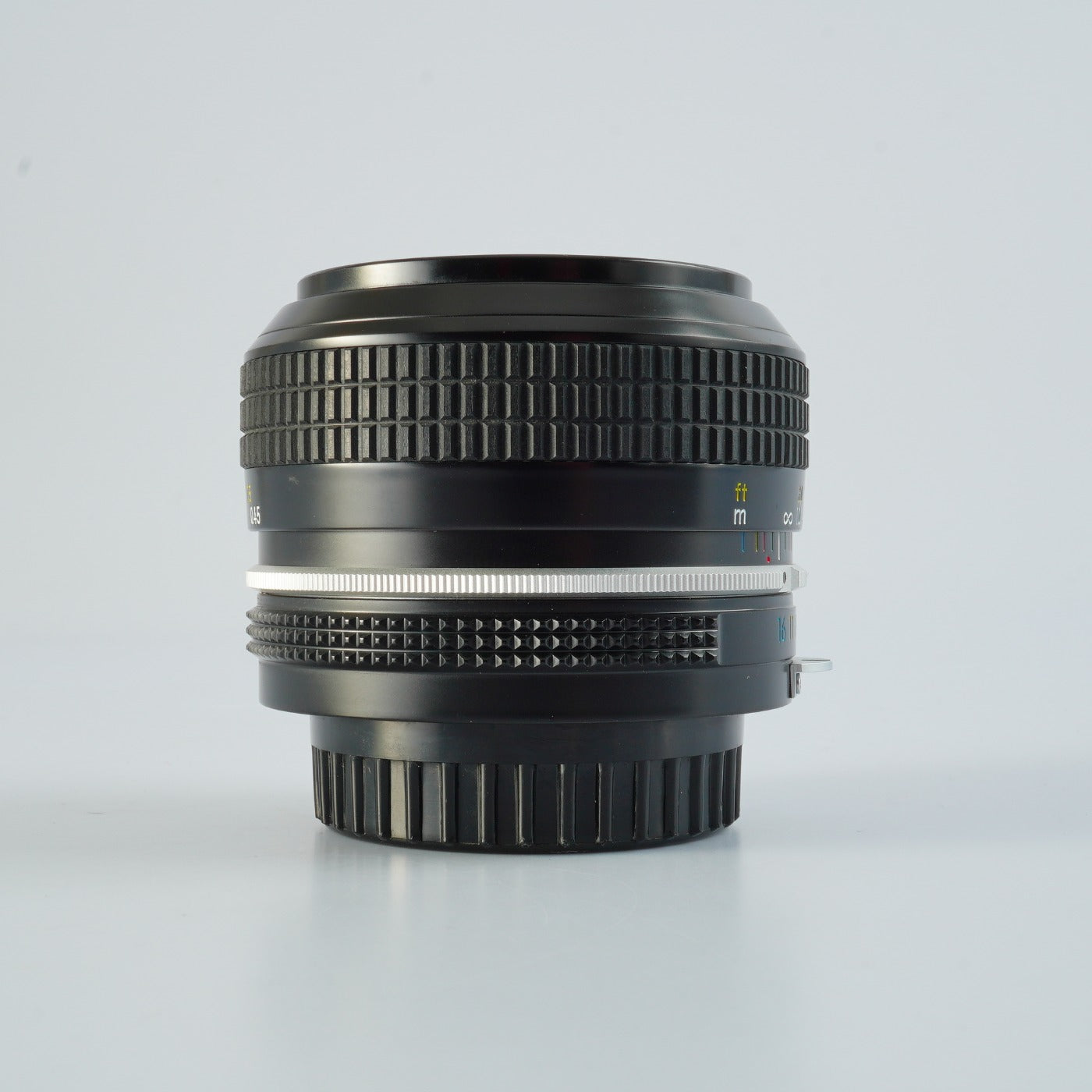 Nikon NIKKOR 非Ai 50mm F/1.4 単焦点レンズ