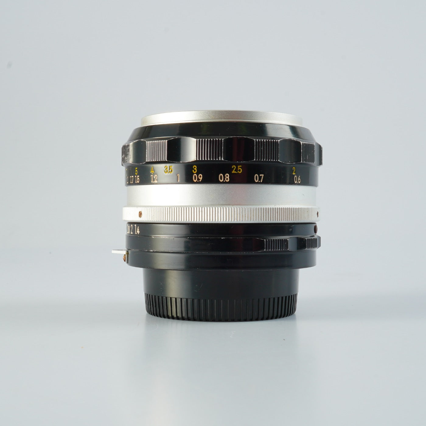 Nikon NIKKOR-S Auto 50mm F/1.4 非Ai 単焦点レンズ