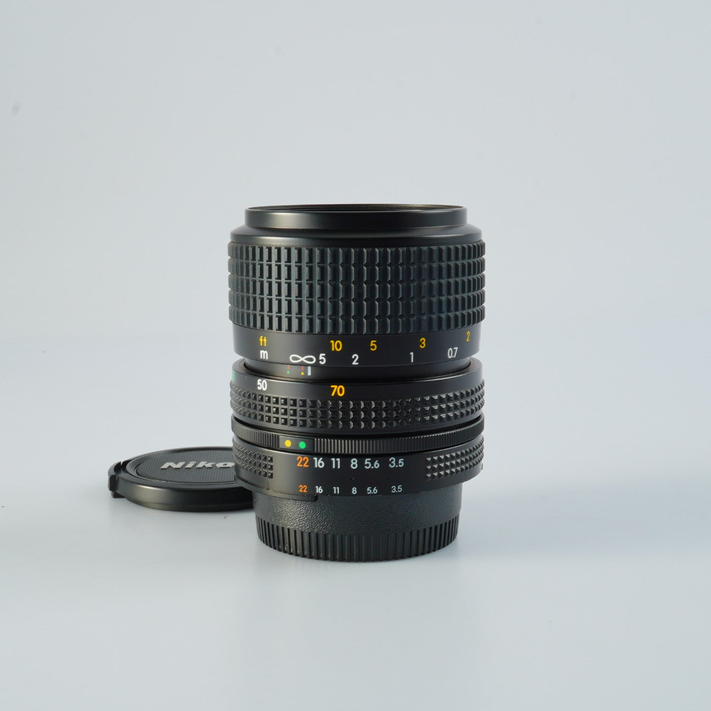 Nikon Ai-S Zoom NIKKOR 35-70mm F/3.5-4.8 ズームレンズ