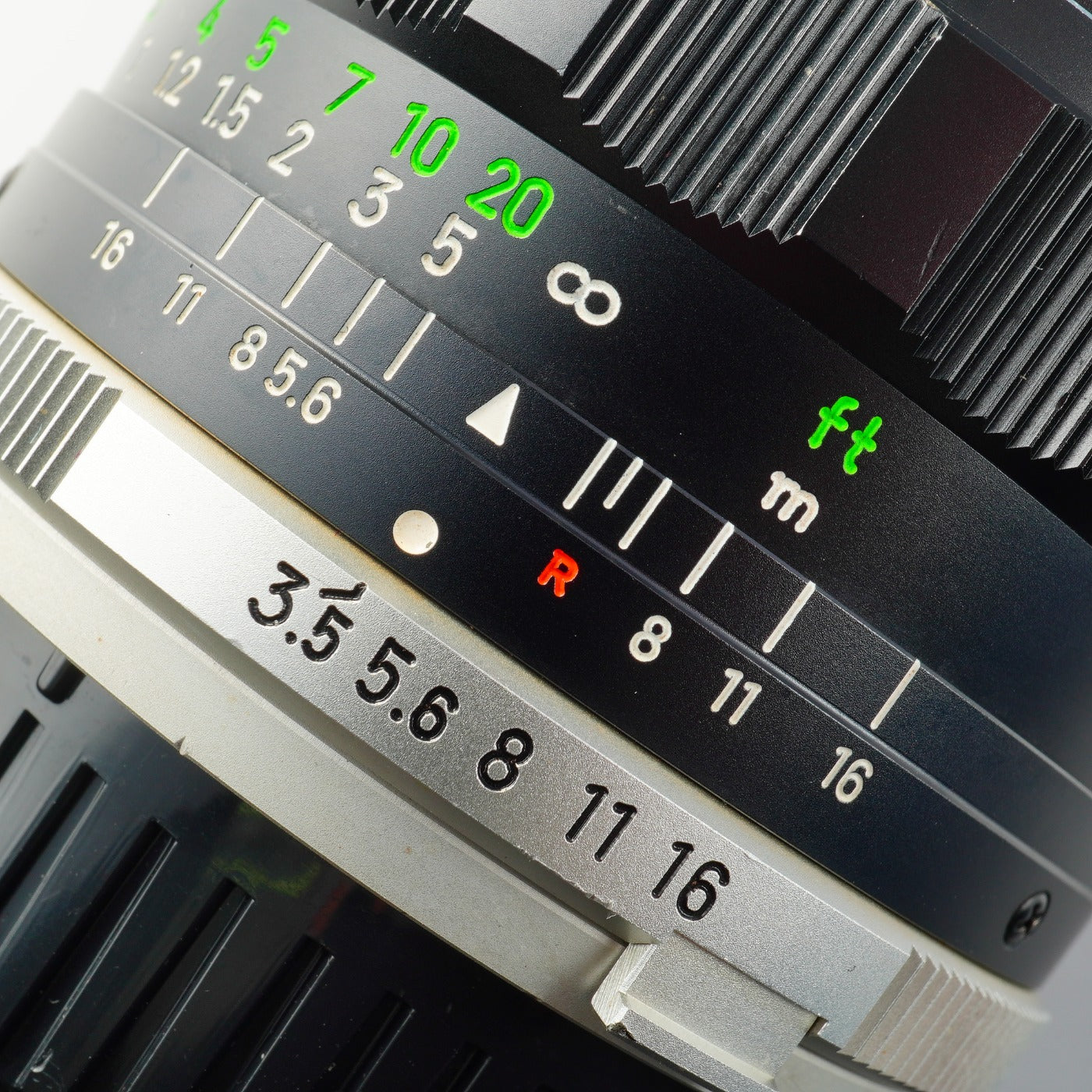 MINOLTA MC W.ROKKOR SG 28mm F/3.5 単焦点レンズ