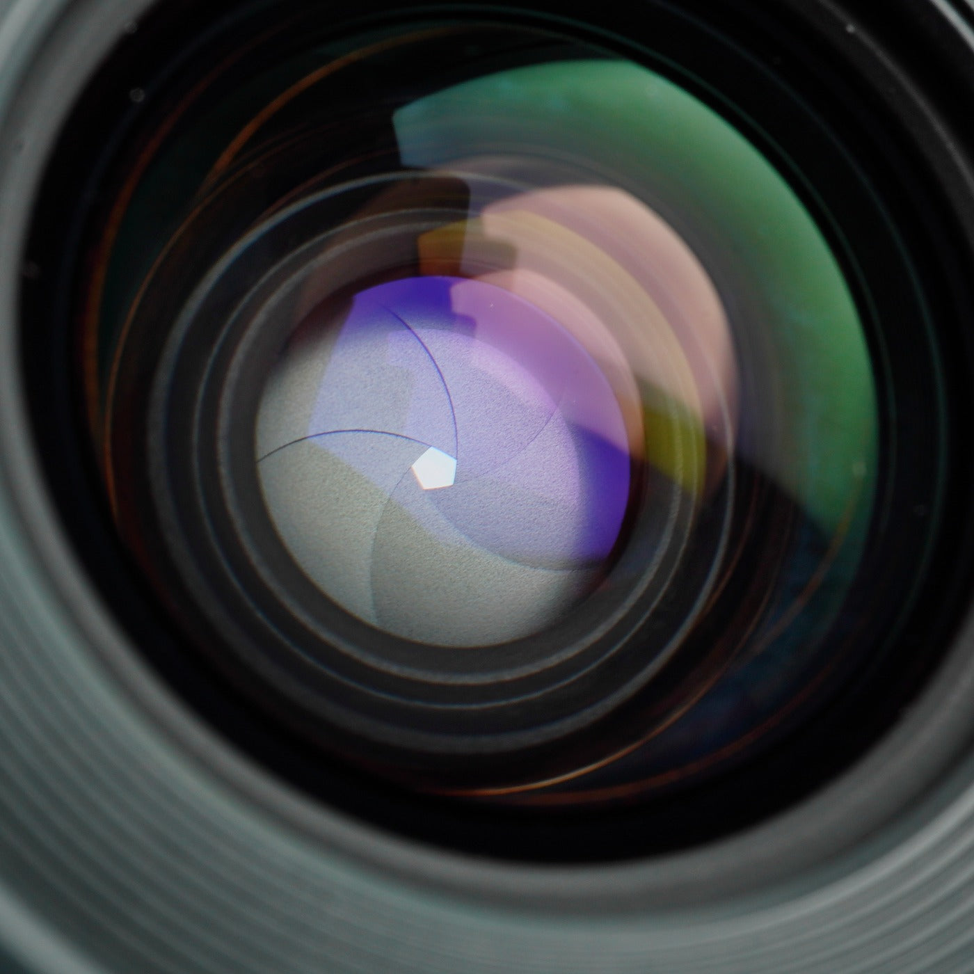 Canon New FD NFD 28mm F/2.8 単焦点レンズ