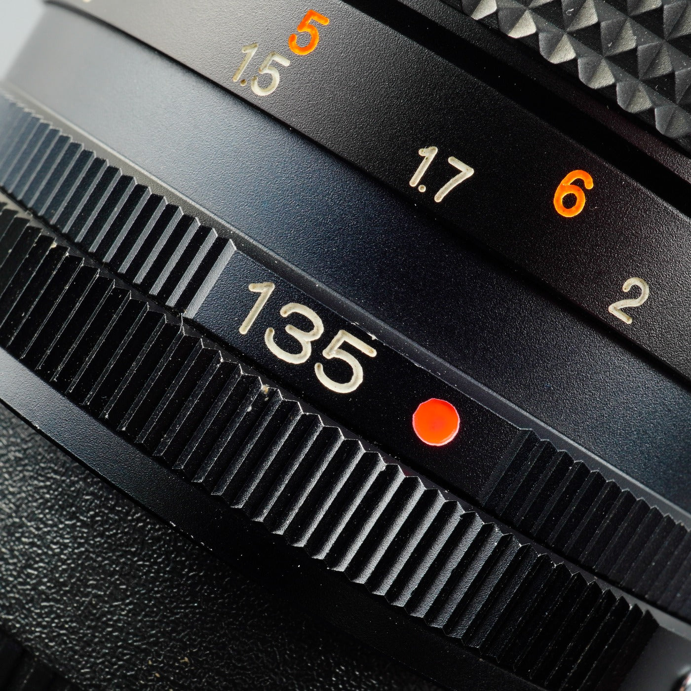 Konica HEXANON AR 135mm F/3.2 単焦点レンズ