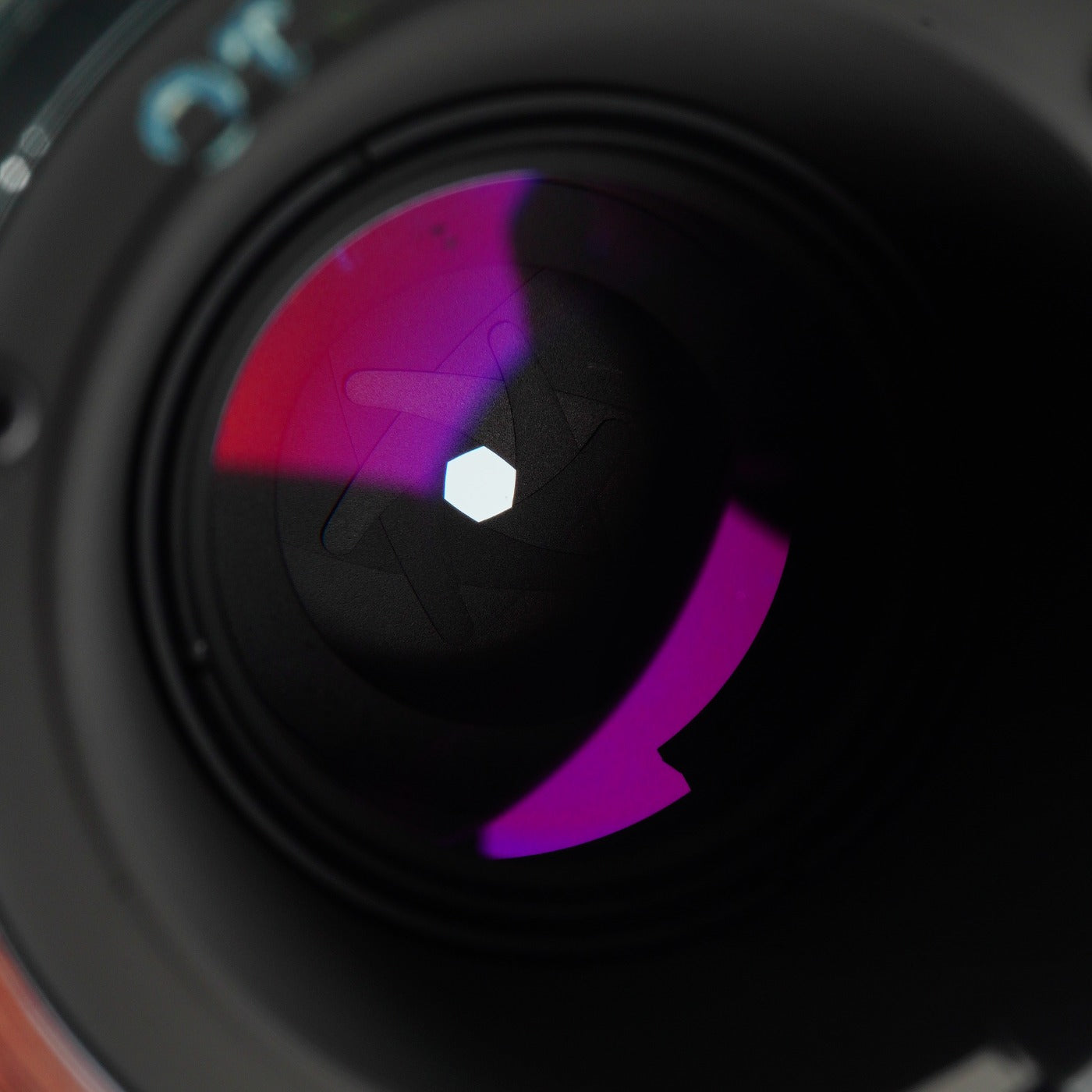 Konica HEXANON AR 135mm F/3.5 単焦点レンズ