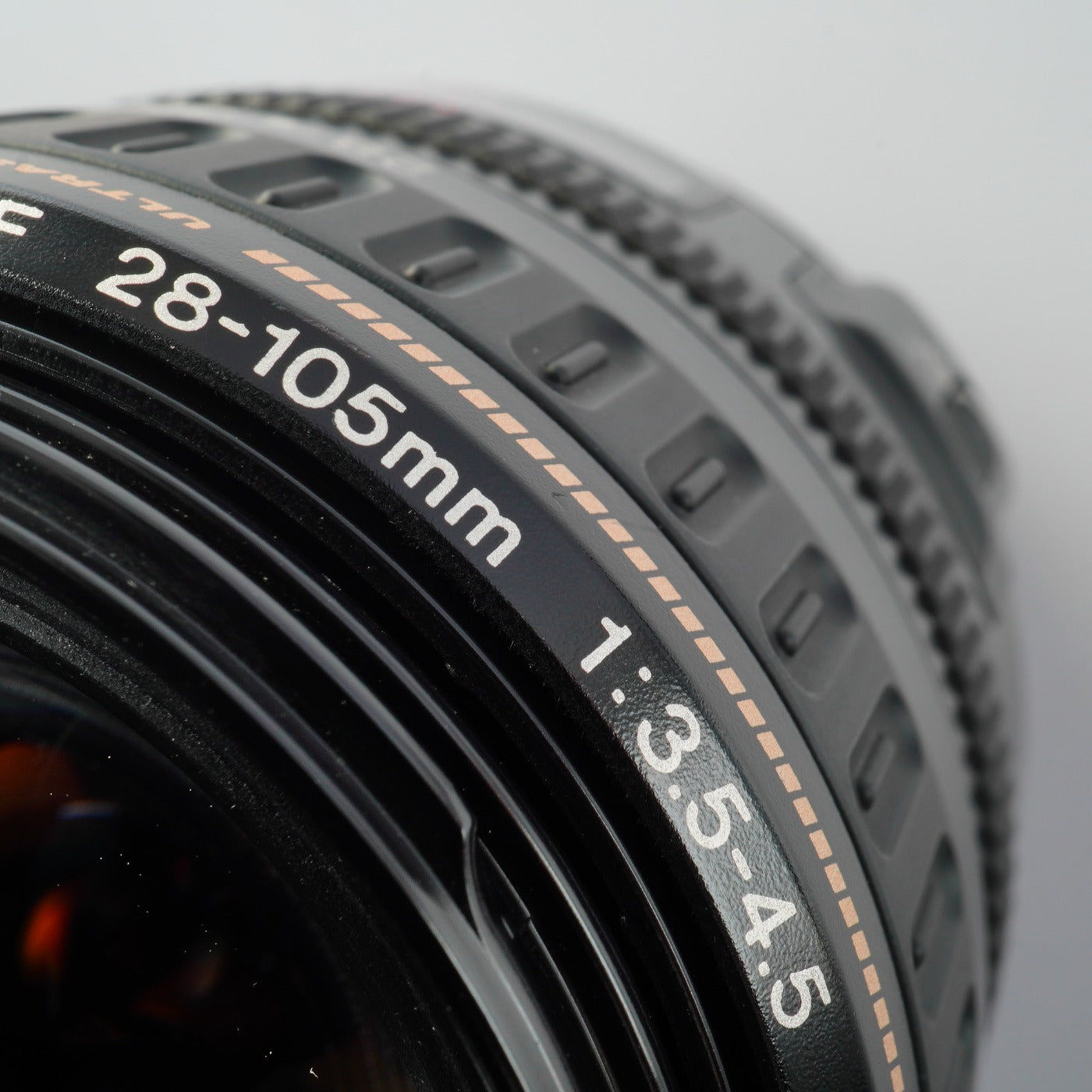 Canon EF 28–105 mm F/3.5–4.5 USM ズームレンズ