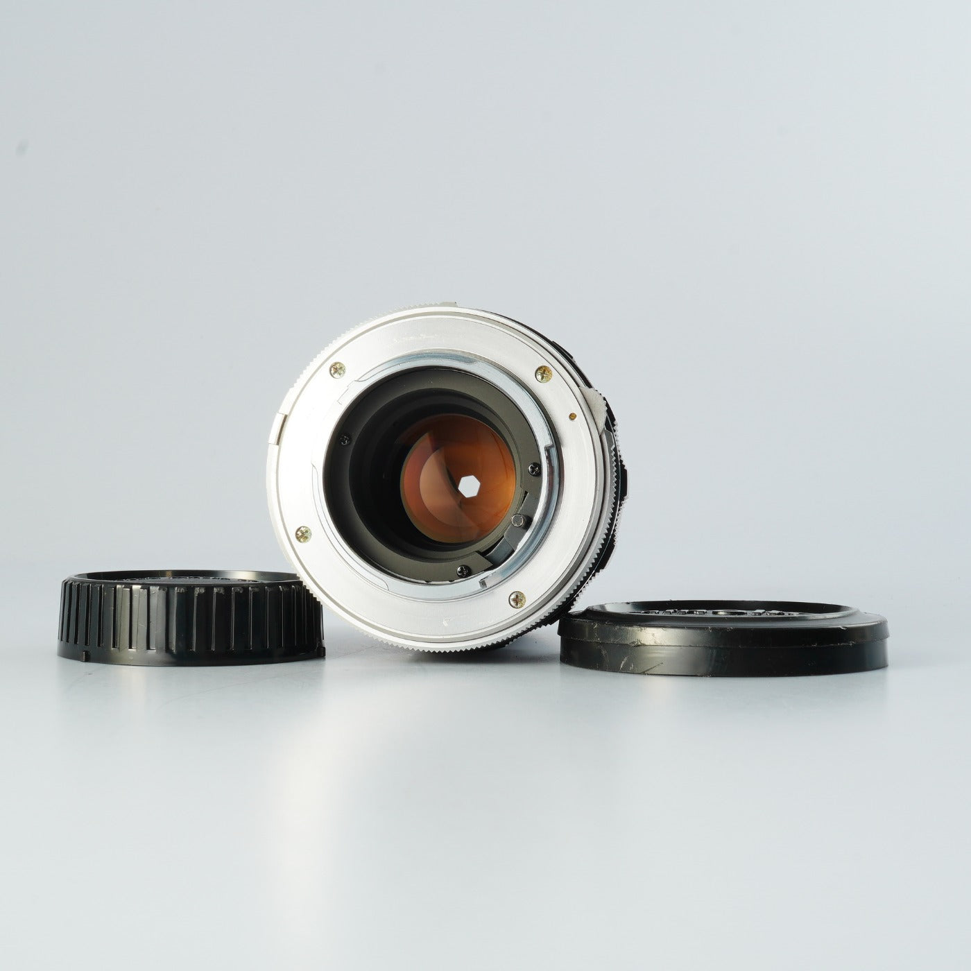 MINOLTA MC Tele Rokkor PF 135mm F/2.8 prime lens