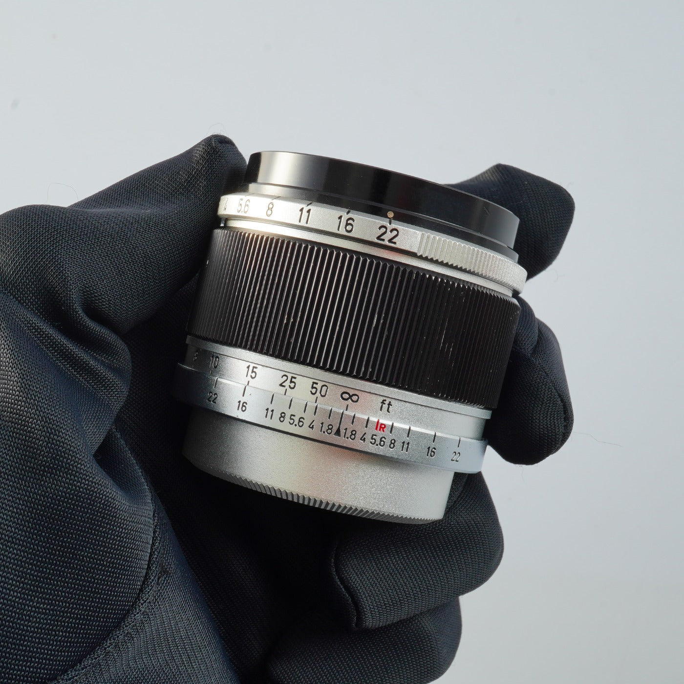 Canon 50mm F/1.8 単焦点レンズ