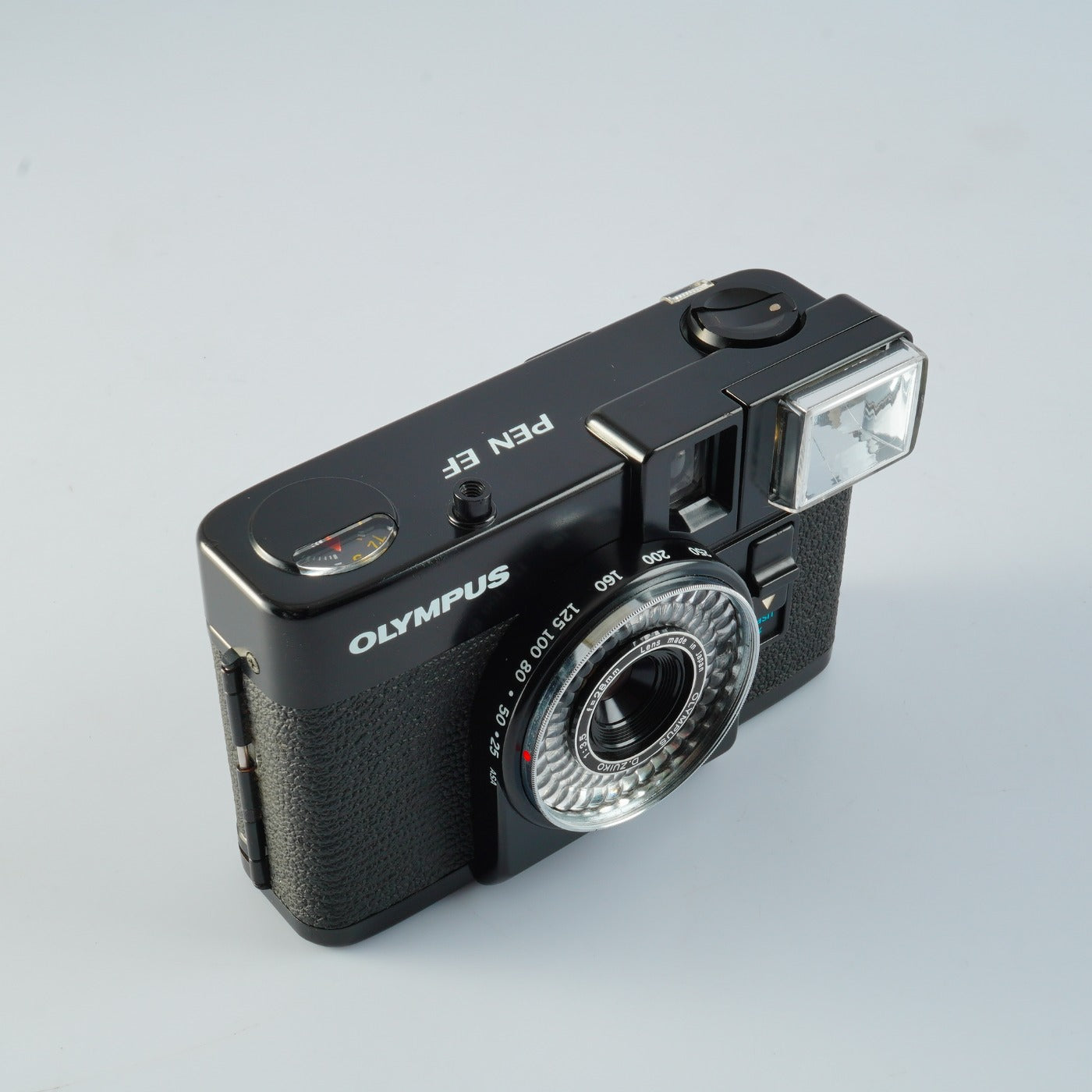 【SERVICED & TESTED】 OLYMPUS PEN EF D.ZUIKO 28mm f/3.5 コンパクトフィルムカメラ