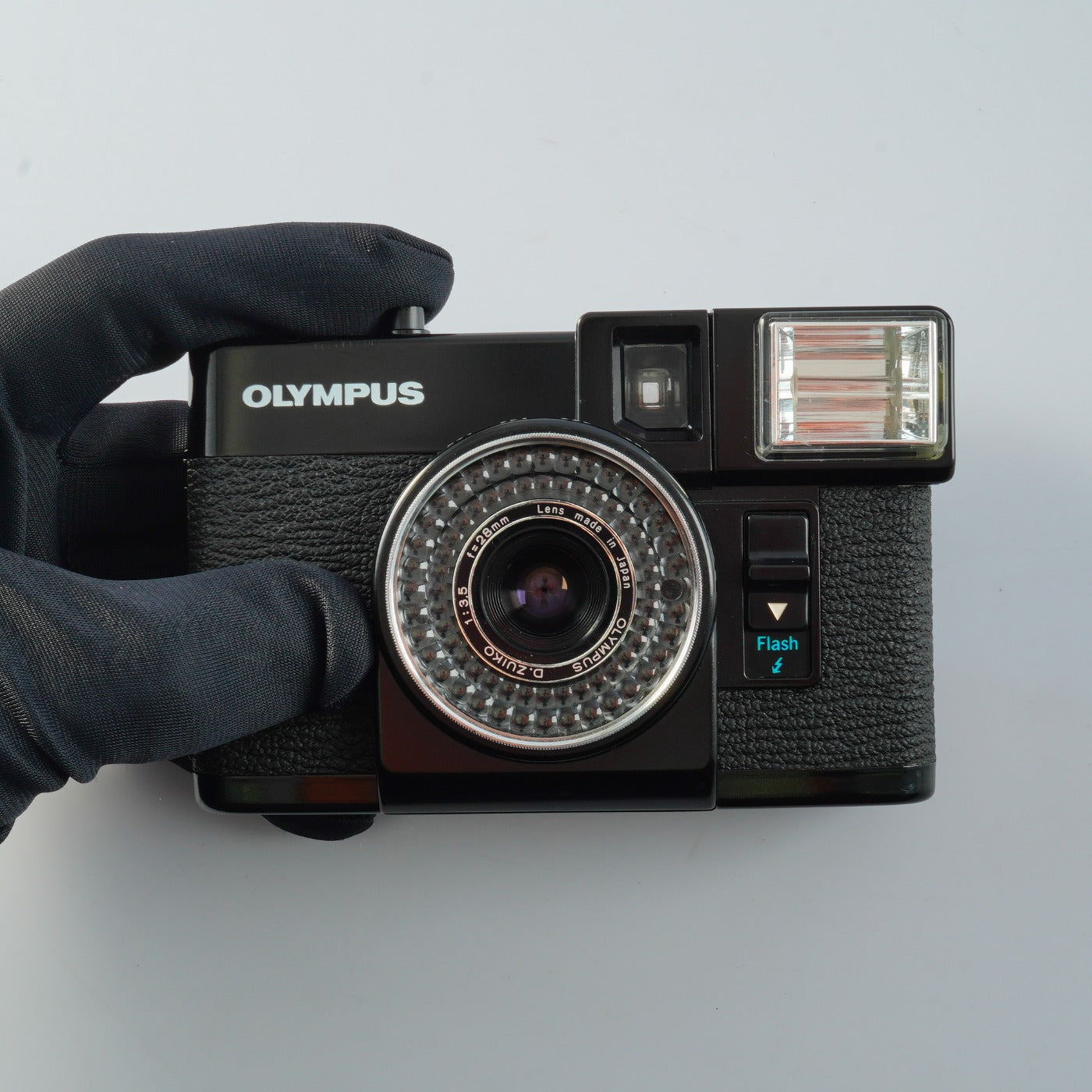 【SERVICED & TESTED】 OLYMPUS PEN EF D.ZUIKO 28mm f/3.5 コンパクトフィルムカメラ