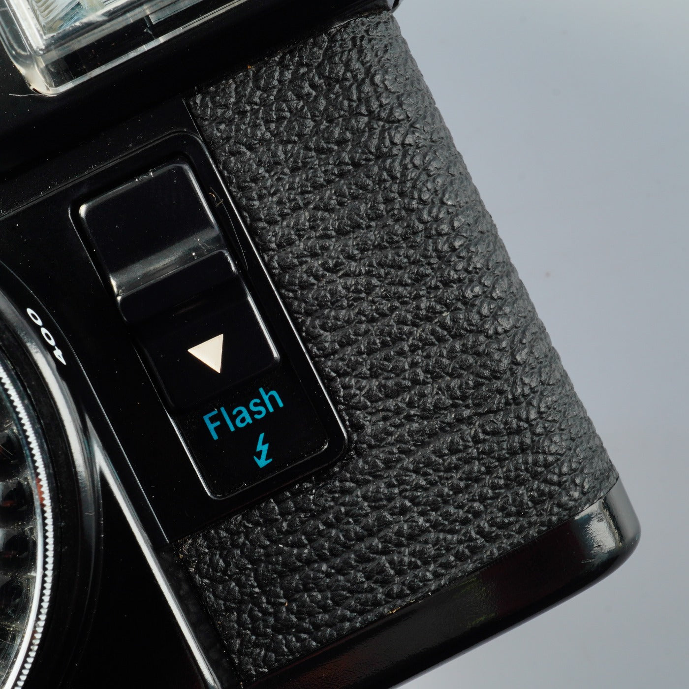 【SERVICED & TESTED】 OLYMPUS PEN EF D.ZUIKO 28mm f/3.5 コンパクトフィルムカメラ