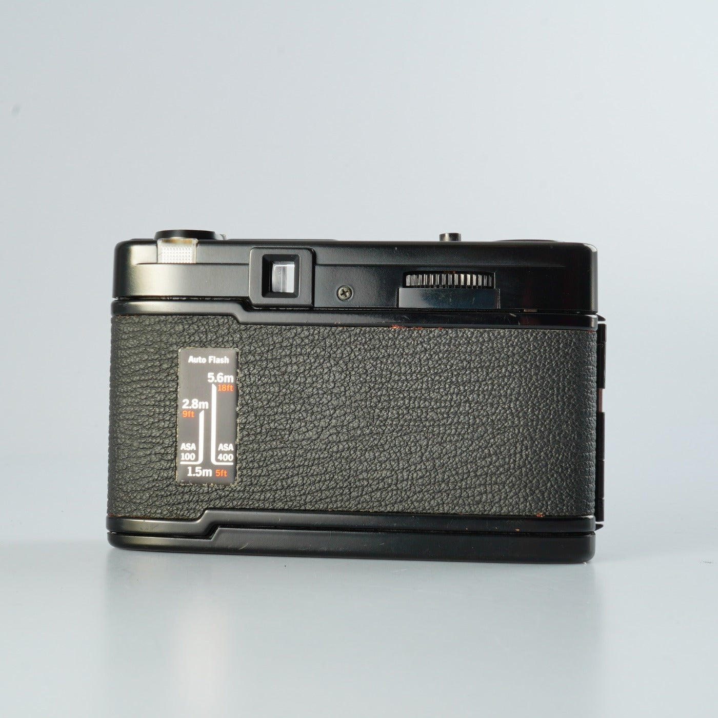 【SERVICED & TESTED】 OLYMPUS PEN EF D.ZUIKO 28mm f/3.5 コンパクトフィルムカメラ