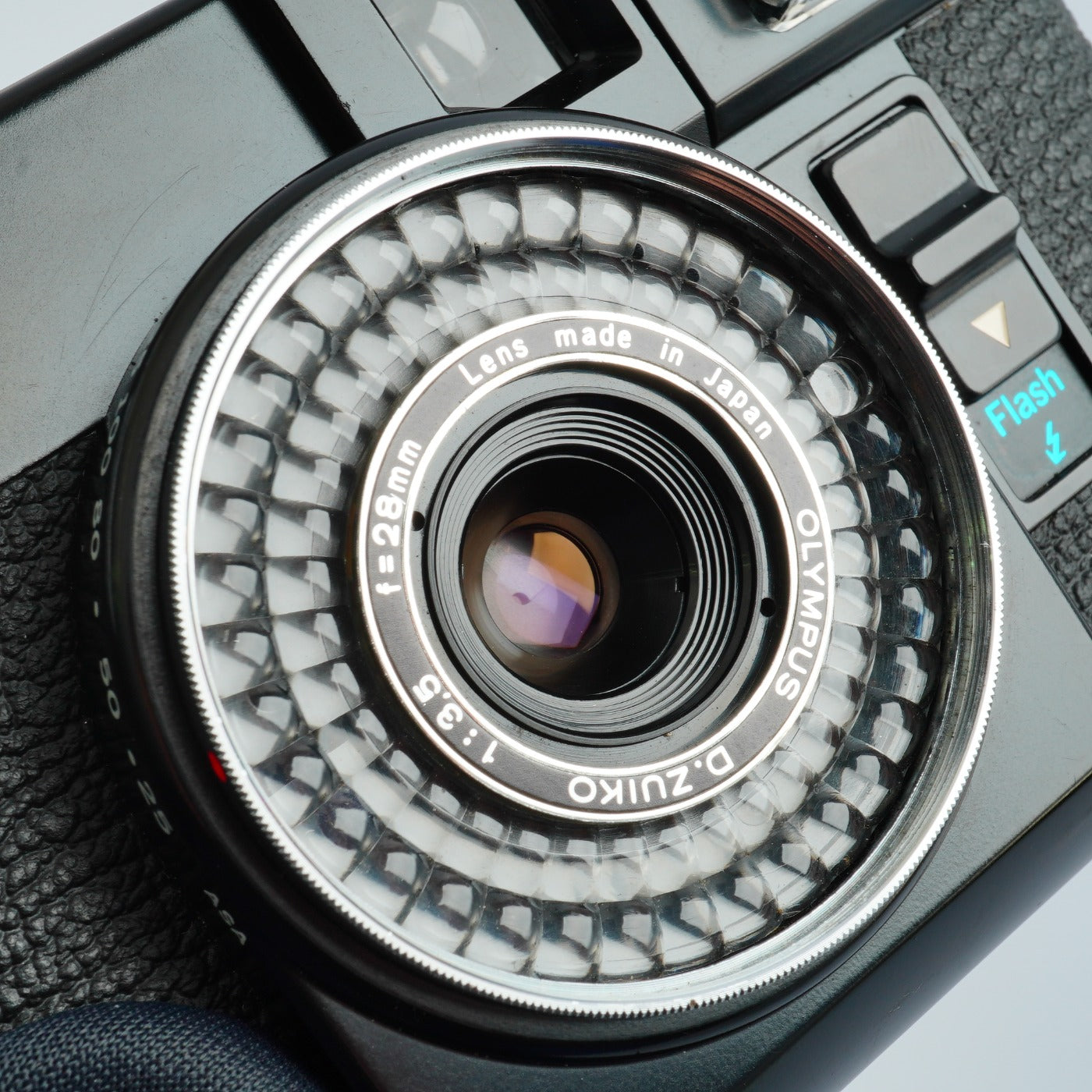 【SERVICED & TESTED】 OLYMPUS PEN EF D.ZUIKO 28mm f/3.5 コンパクトフィルムカメラ