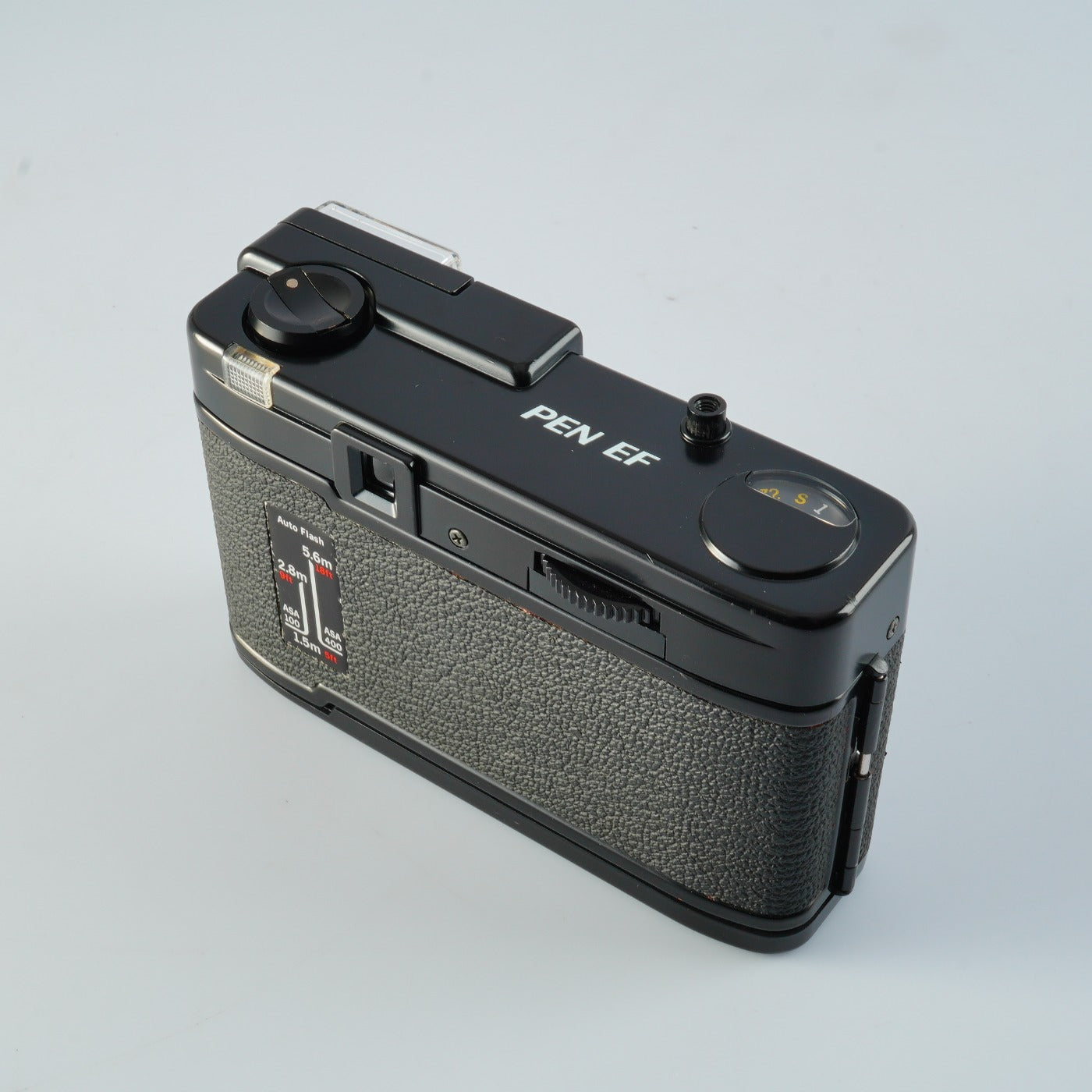 【SERVICED & TESTED】 OLYMPUS PEN EF D.ZUIKO 28mm f/3.5 コンパクトフィルムカメラ