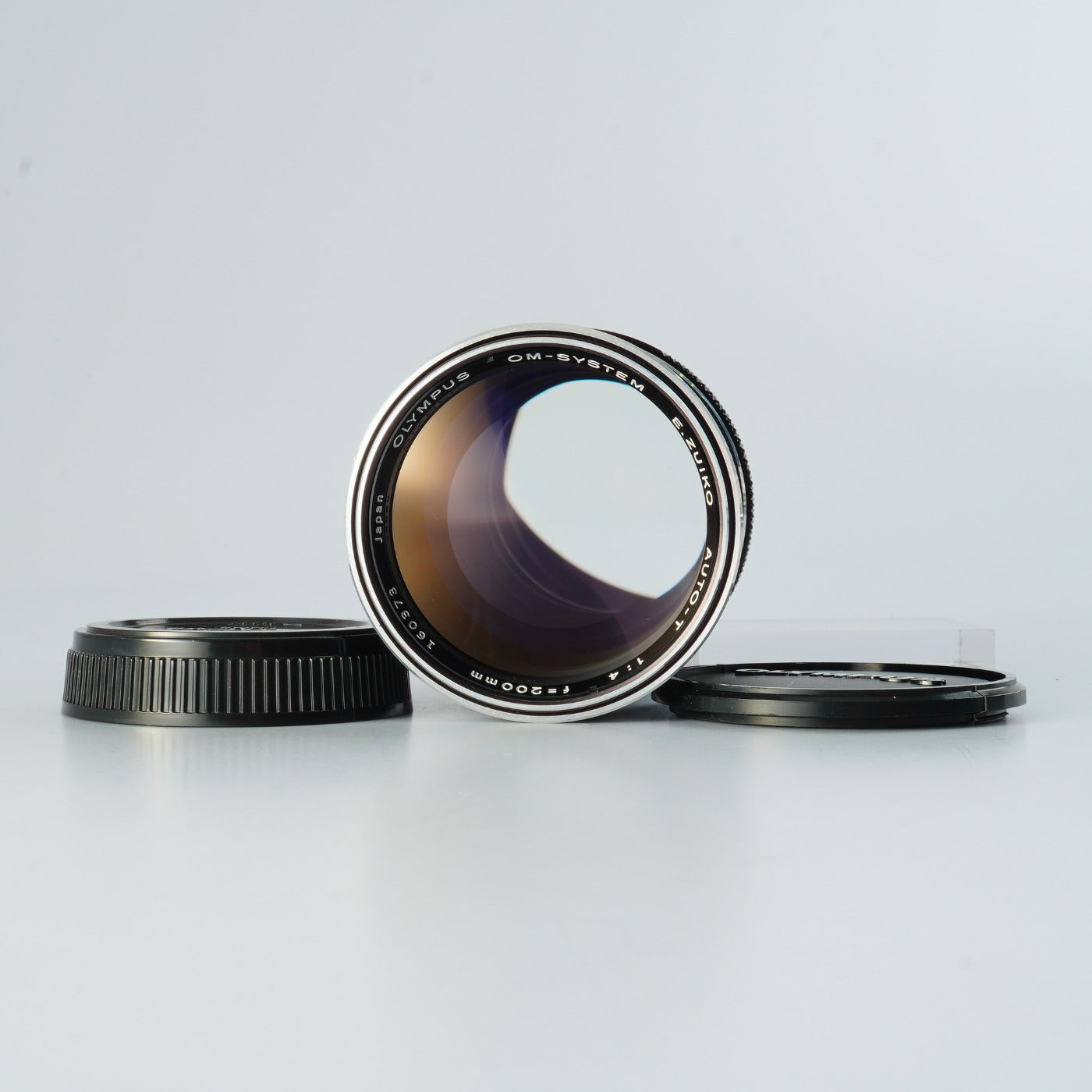 OLYMPUS OM-SYSTEM E.ZUIKO AUTO-T 200mm F/4 単焦点レンズ