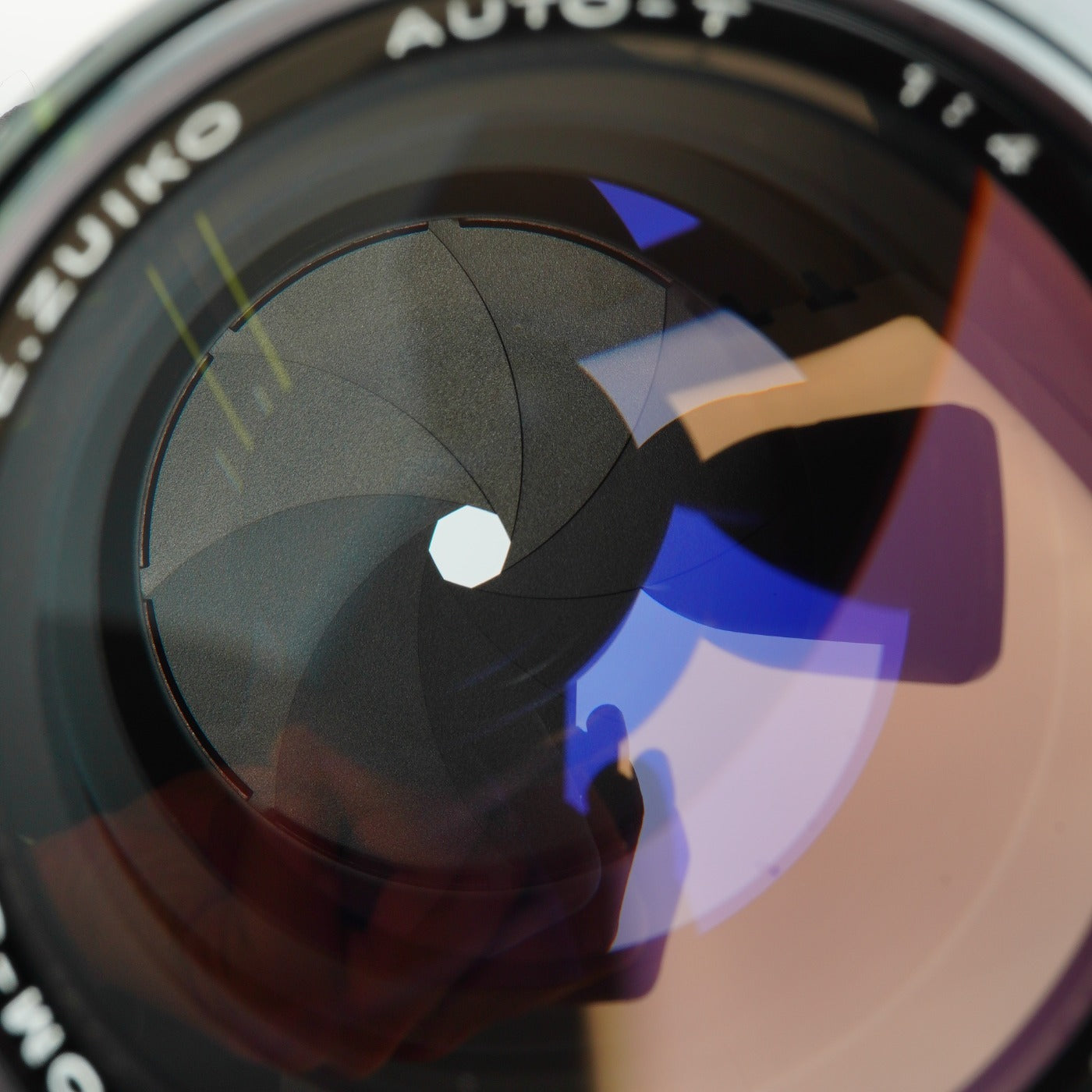 OLYMPUS OM-SYSTEM E.ZUIKO AUTO-T 200mm F/4 単焦点レンズ