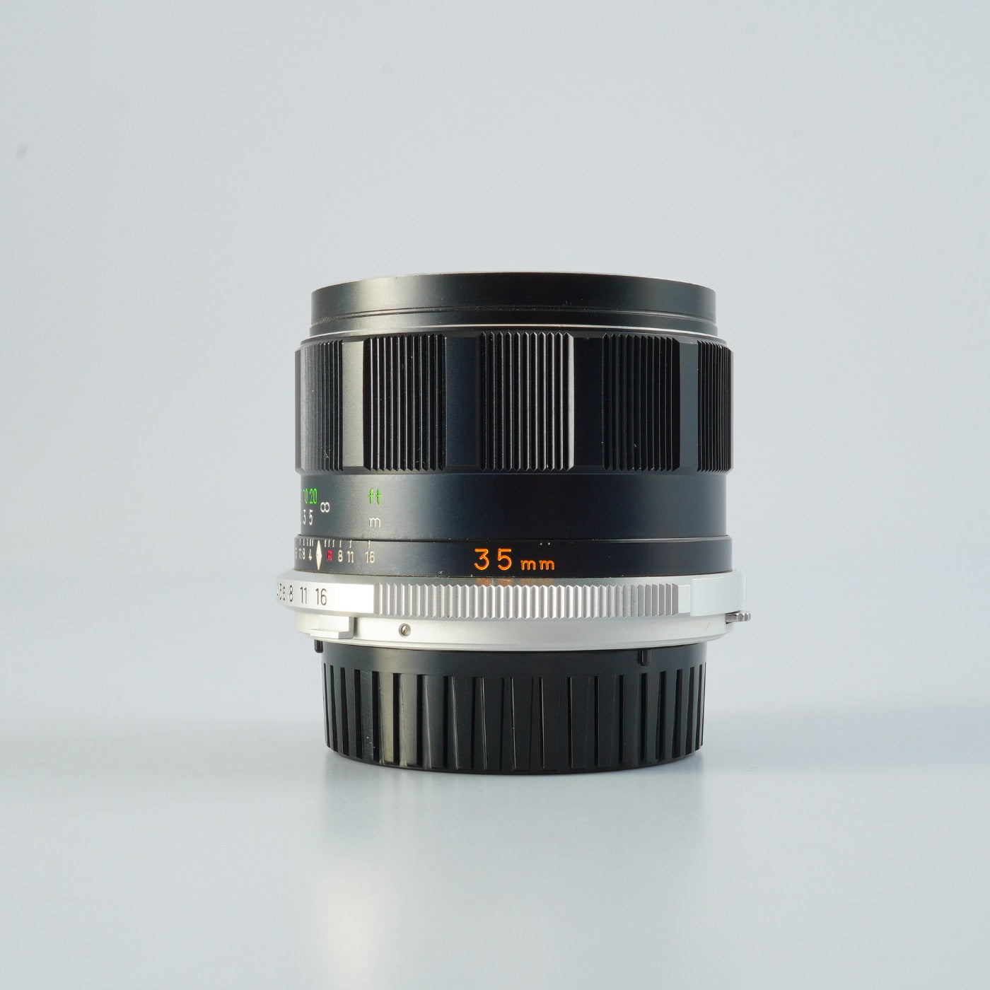 MINOLTA MC W.ROKKOR-HG 35mm F/2.8 prime lens