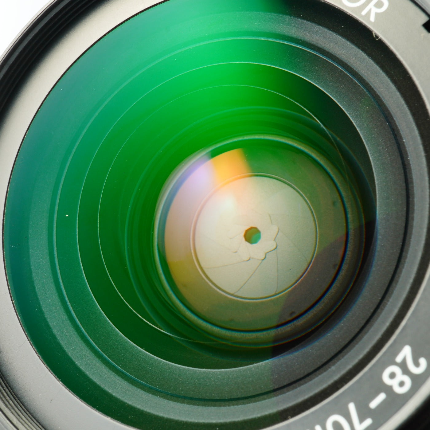 Nikon AF NIKKOR 28-70mm F/3.5-4.5 ズームレンズ