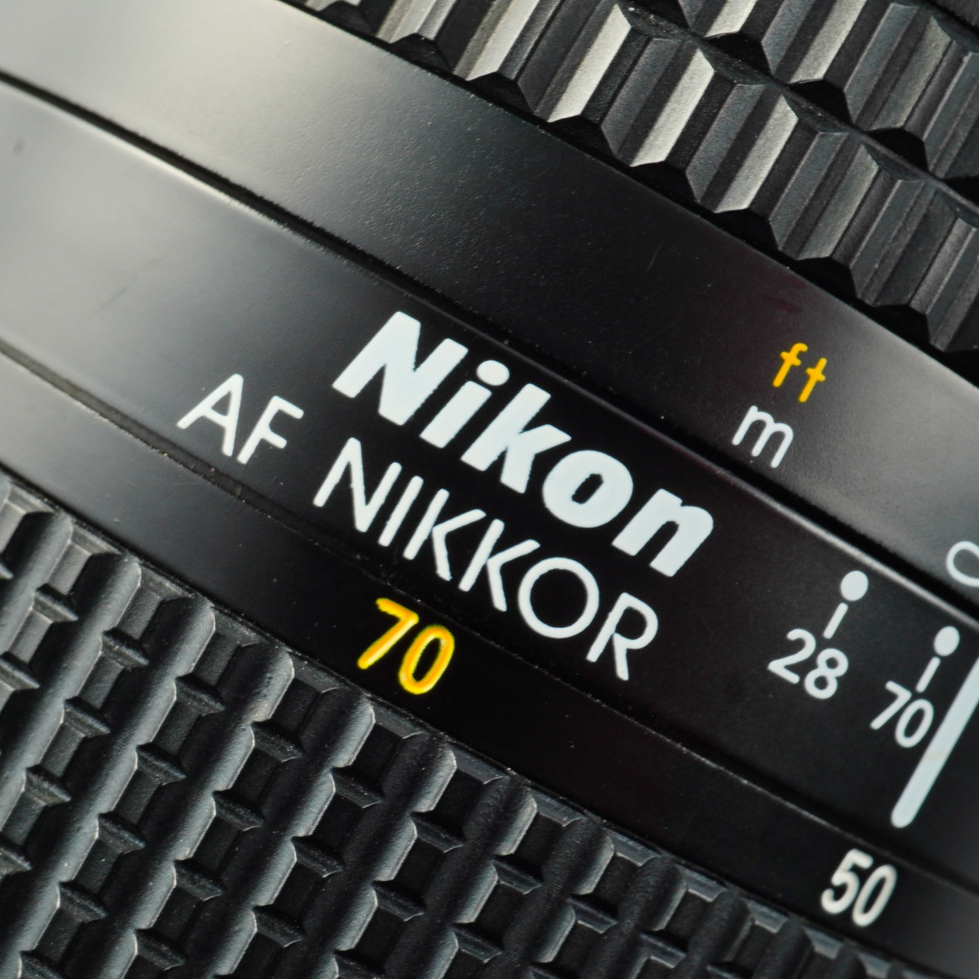 Nikon AF NIKKOR 28-70mm F/3.5-4.5 ズームレンズ