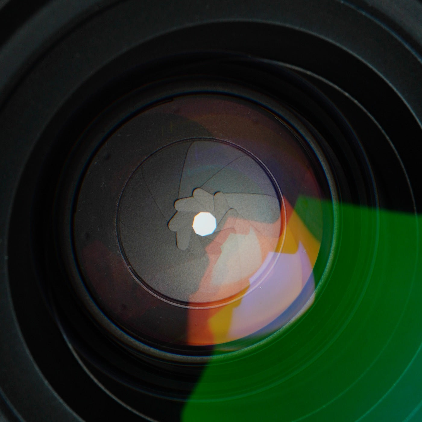 Nikon AF NIKKOR 28-70mm F/3.5-4.5 ズームレンズ