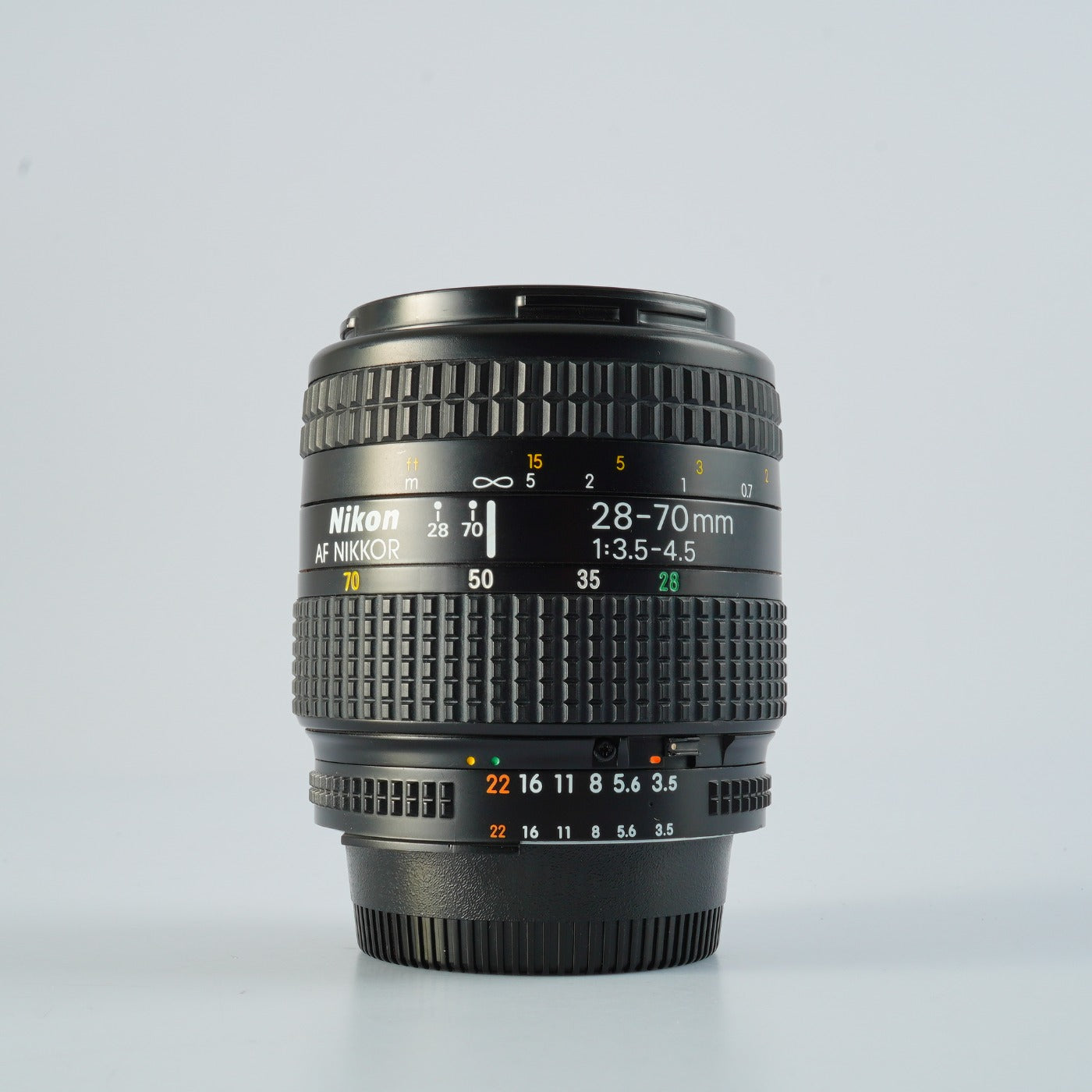 Nikon AF NIKKOR 28-70mm F/3.5-4.5 ズームレンズ