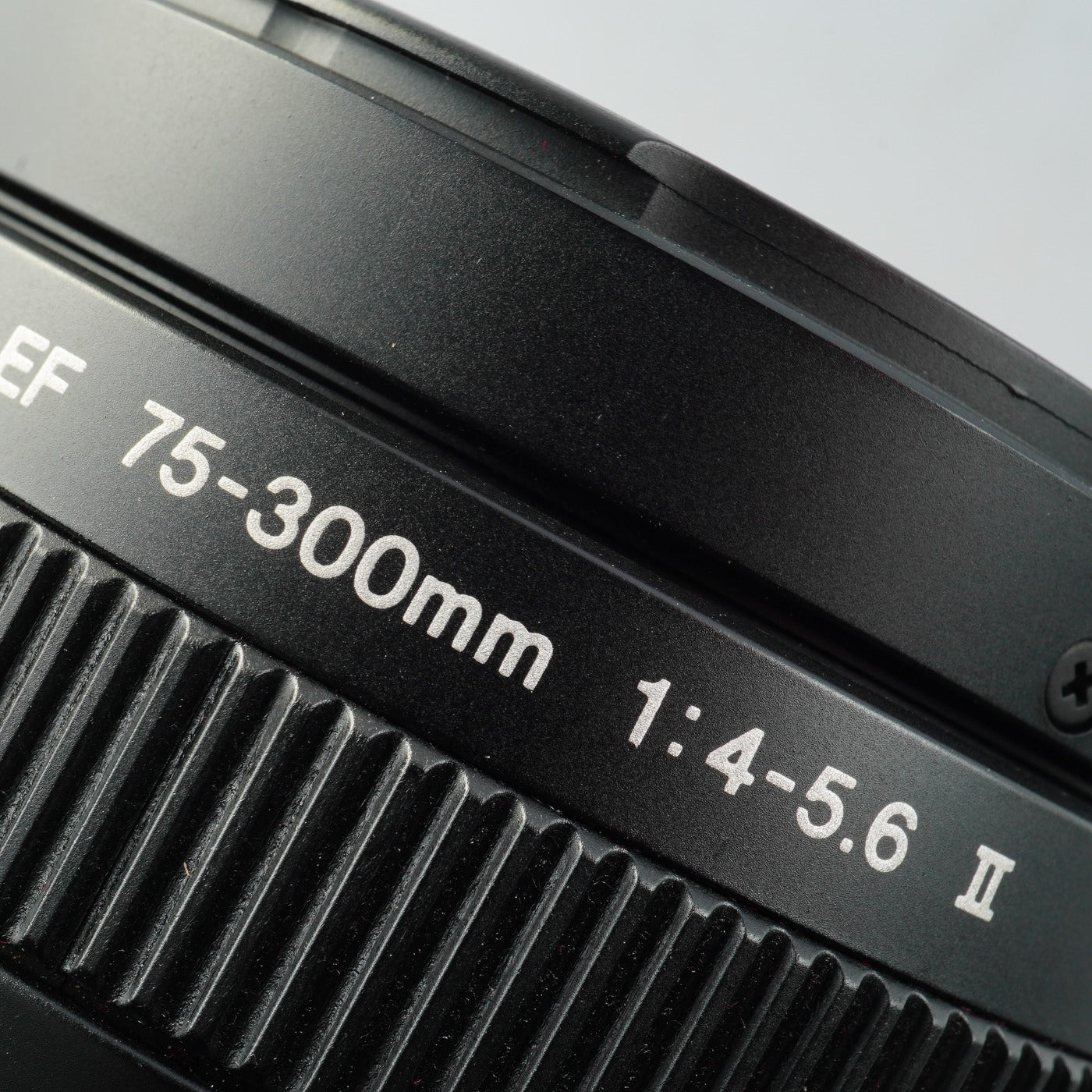 Canon EF 75-300mm F/4-5.6 Ⅱ ズームレンズ