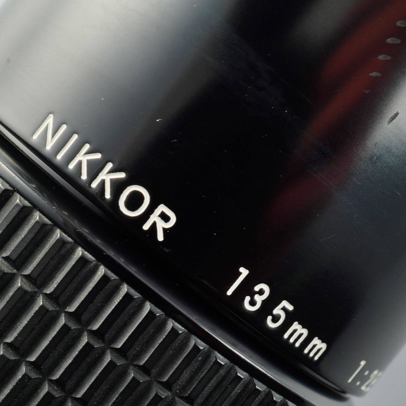 Nikon Ai Nikkor 135mm F/2.8 単焦点レンズ