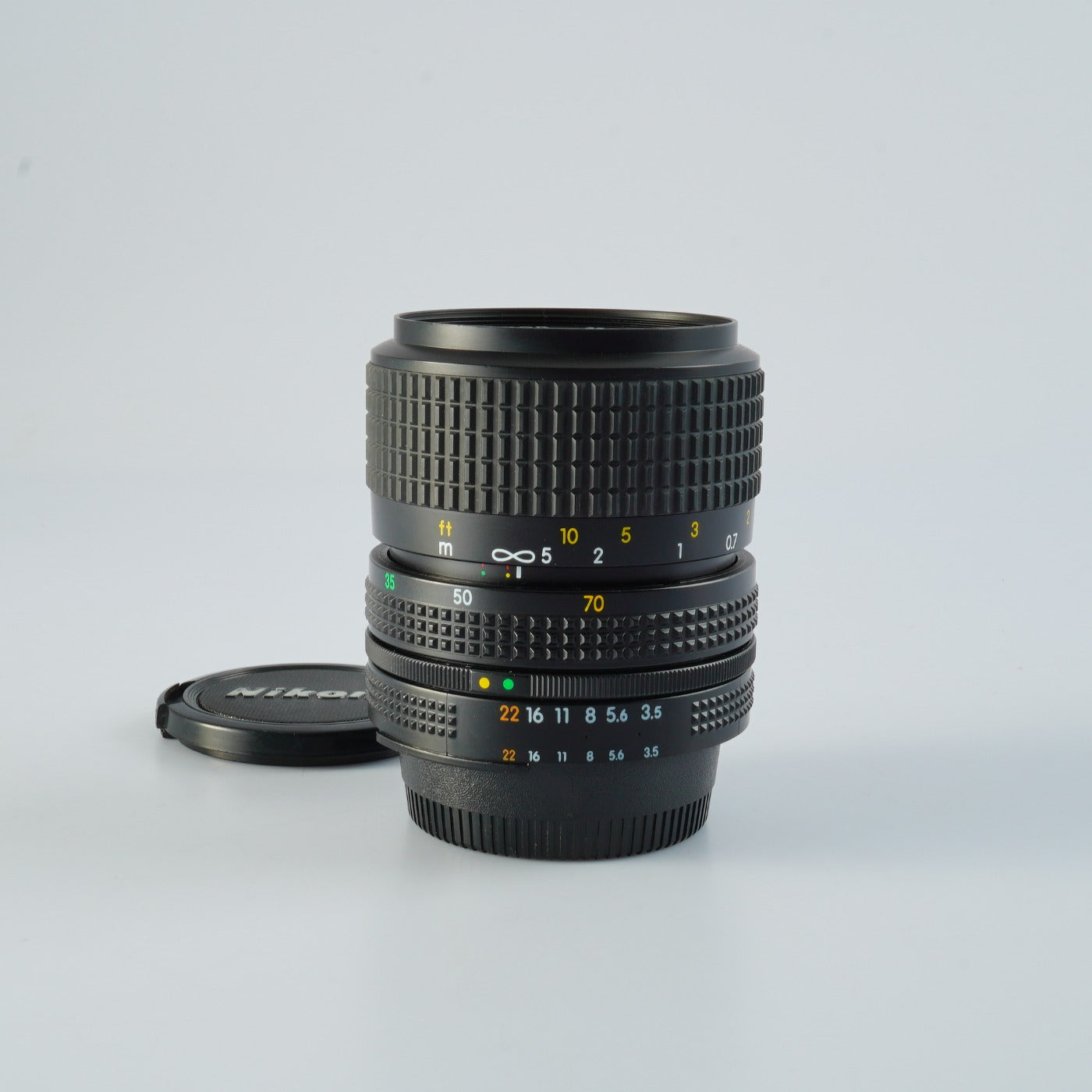 Nikon Ai-s Zoom-NIKKOR 35-70mm F/3.5-4.8 ズームレンズ