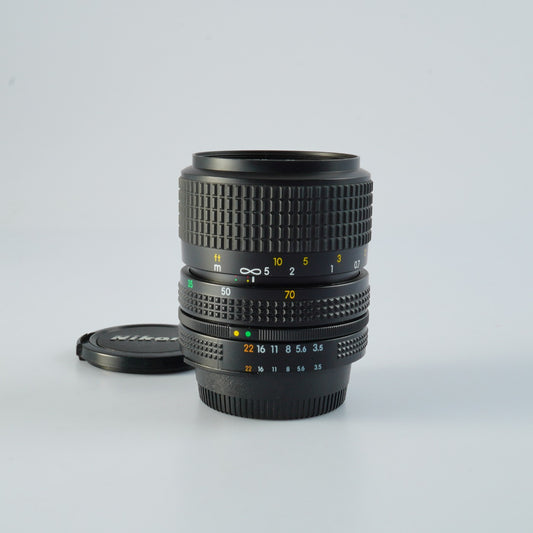 Nikon Ai-s Zoom-NIKKOR 35-70mm F/3.5-4.8 ズームレンズ