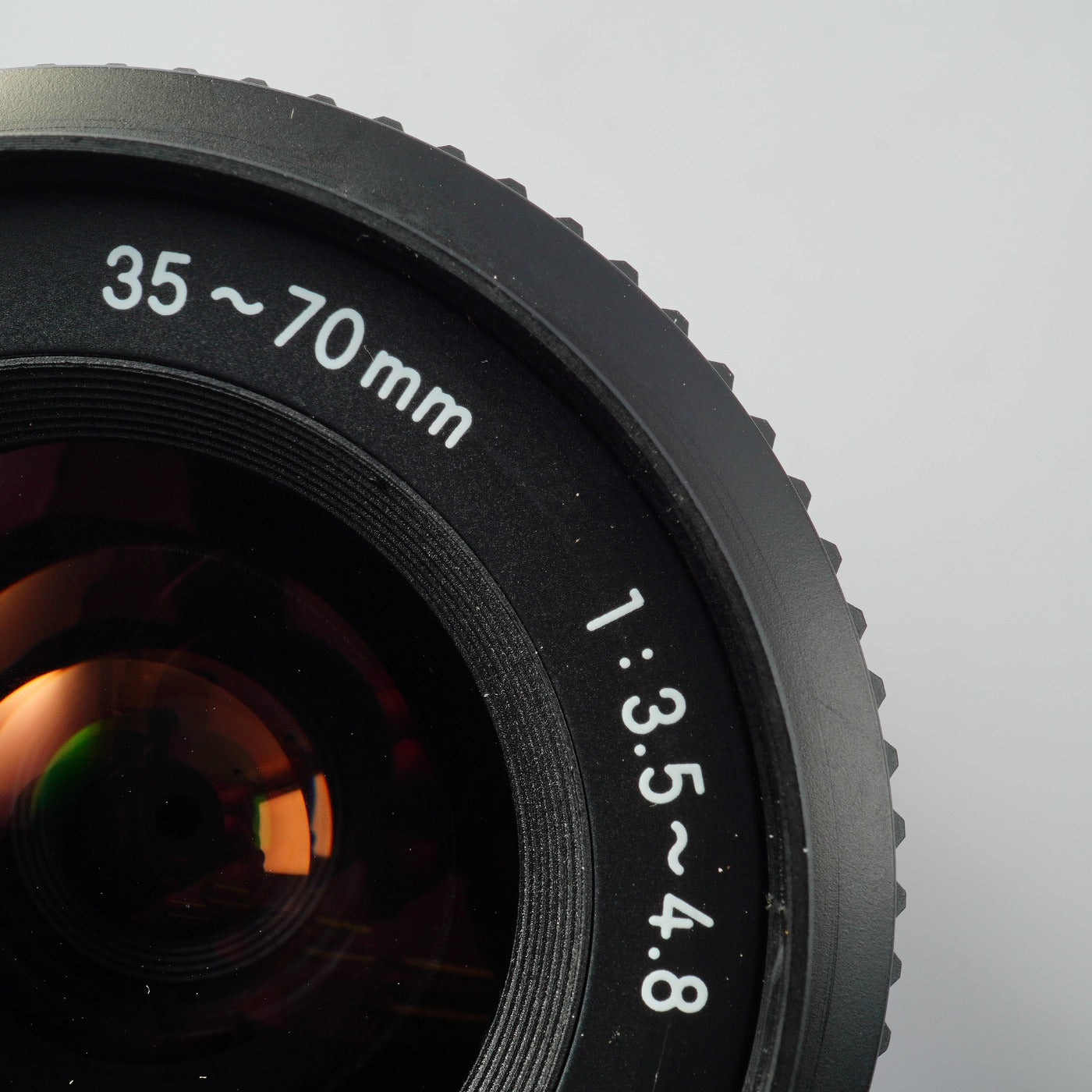 Nikon Ai-s Zoom-NIKKOR 35-70mm F/3.5-4.8 ズームレンズ