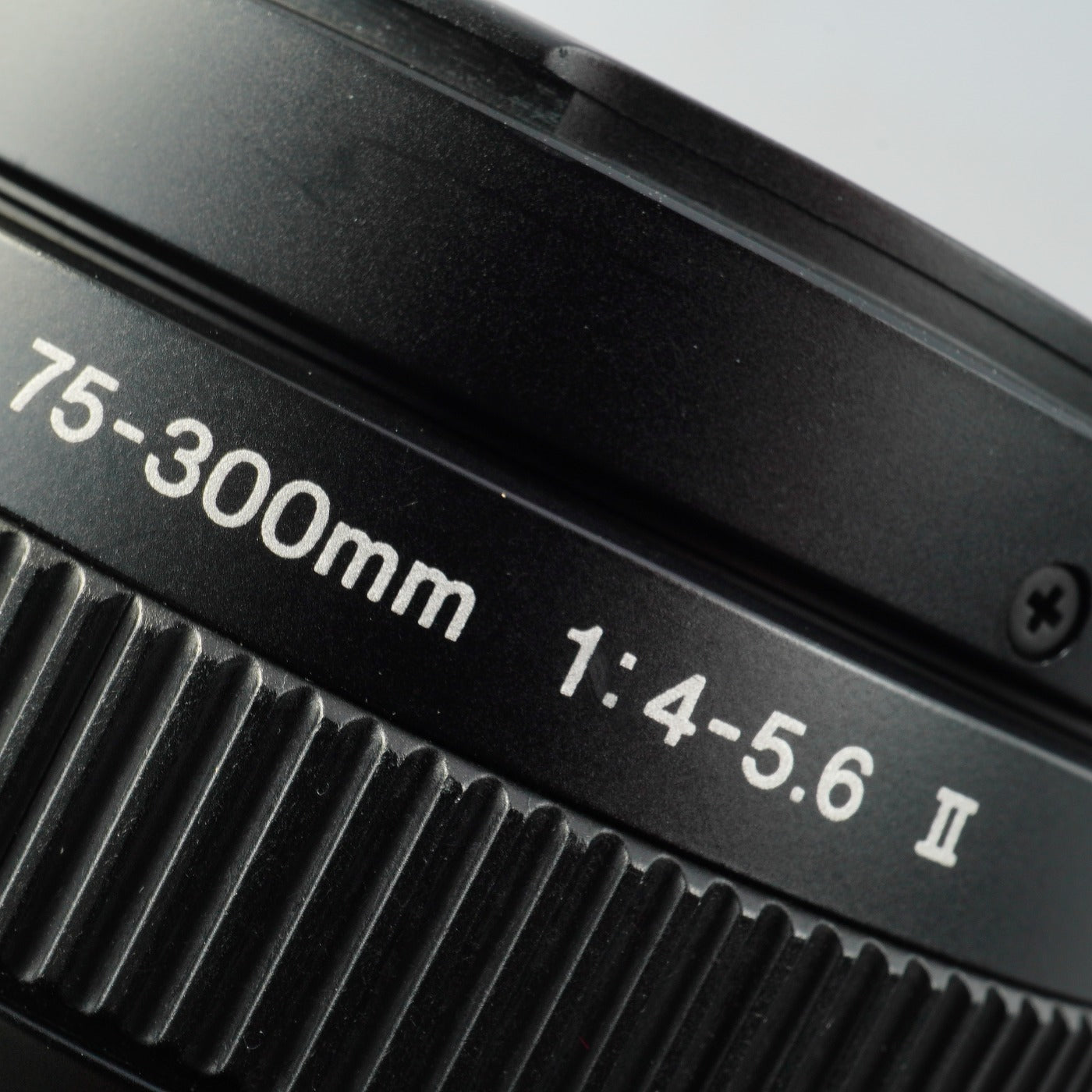 Canon EF 75-300mm F/4-5.6 Ⅱ ズームレンズ