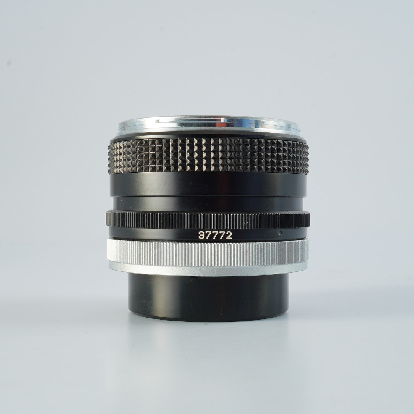 Canon FD 28mm F/3.5 "O" 単焦点レンズ