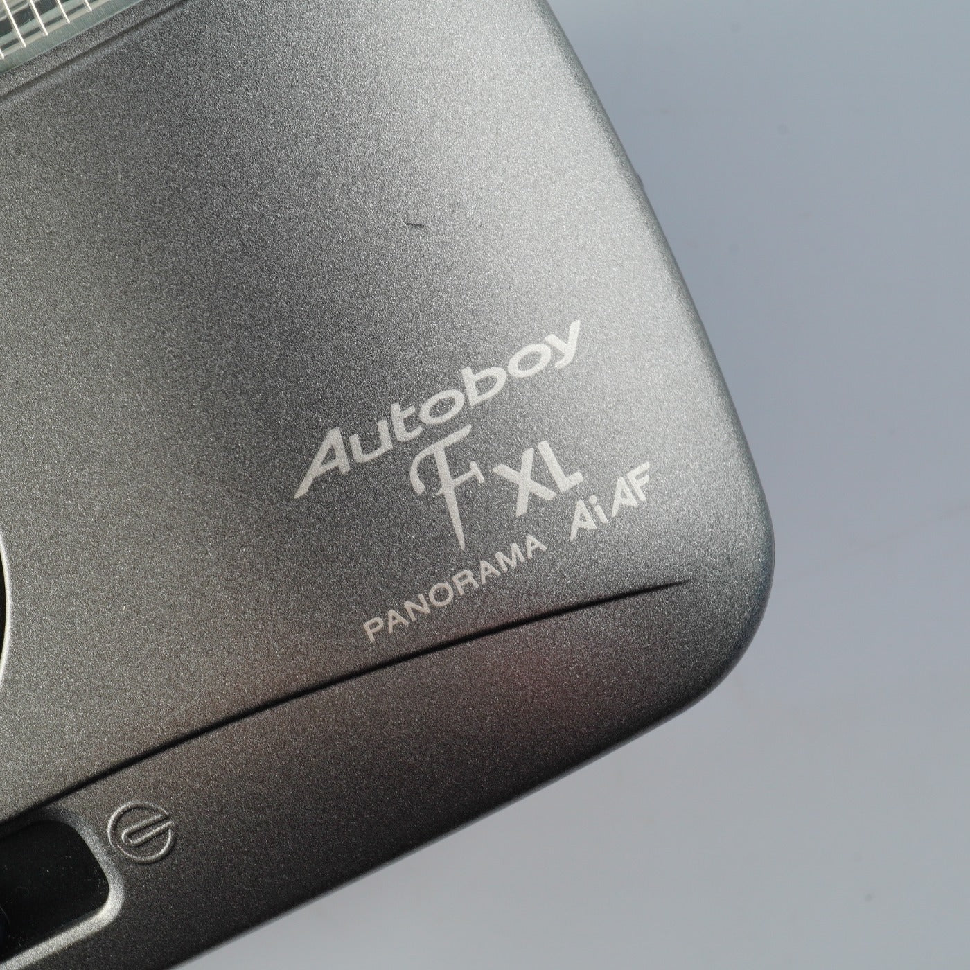 Canon Autoboy F-XL ( SURE SHOT SLEEK ) 32mm F/3.5 コンパクトフィルムカメラ