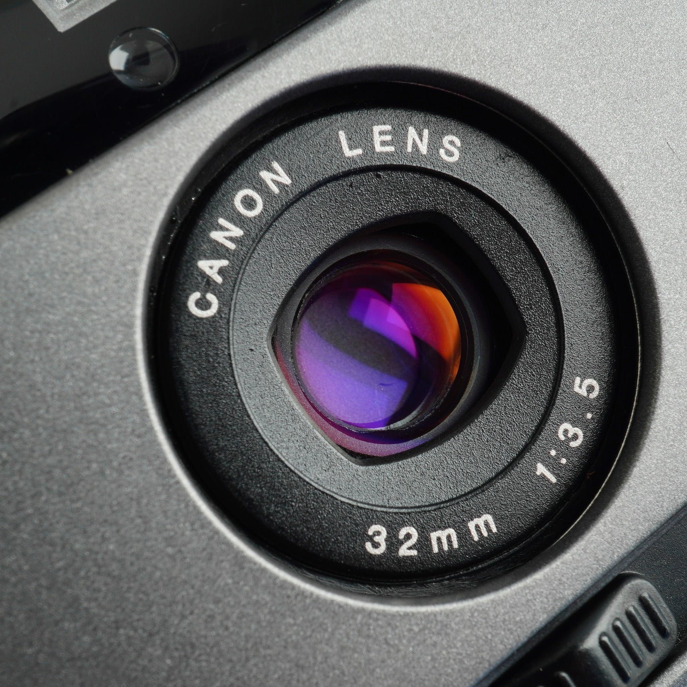 Canon Autoboy F-XL ( SURE SHOT SLEEK ) 32mm F/3.5 コンパクトフィルムカメラ