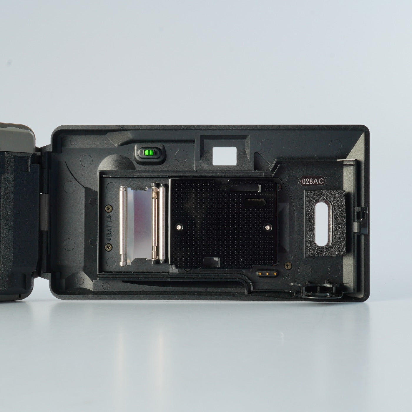 Chinon AUTO 3001 MULTI FOCUS コンパクトフィルムカメラ – 山田