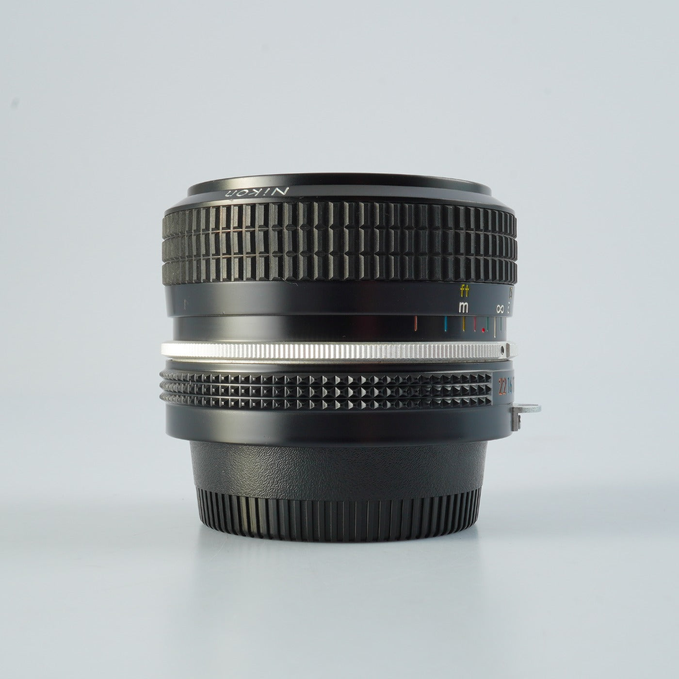 Nikon 非Ai NIKKOR 28mm F/3.5 単焦点レンズ