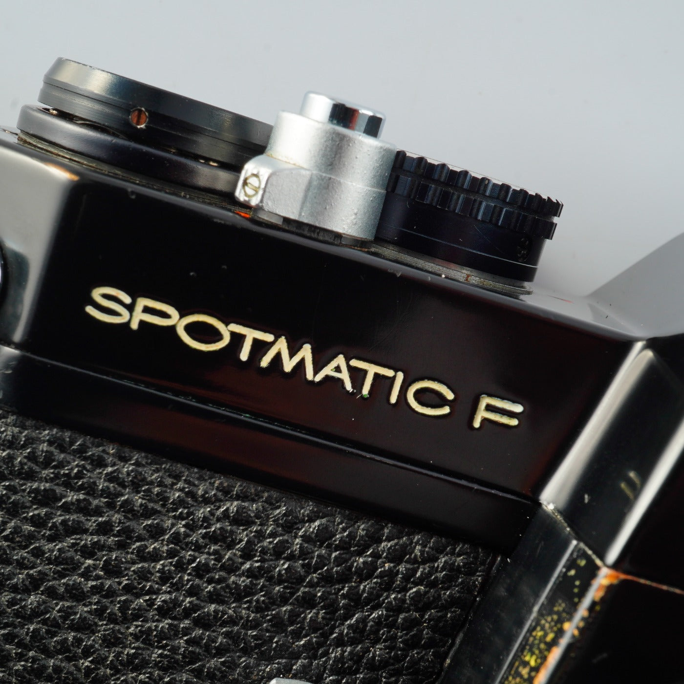 【Serviced & Tested】 PENTAX F SPF BLACK + SMC TAKUMAR 50mm F/1.4 MF フィルム一眼レフカメラ