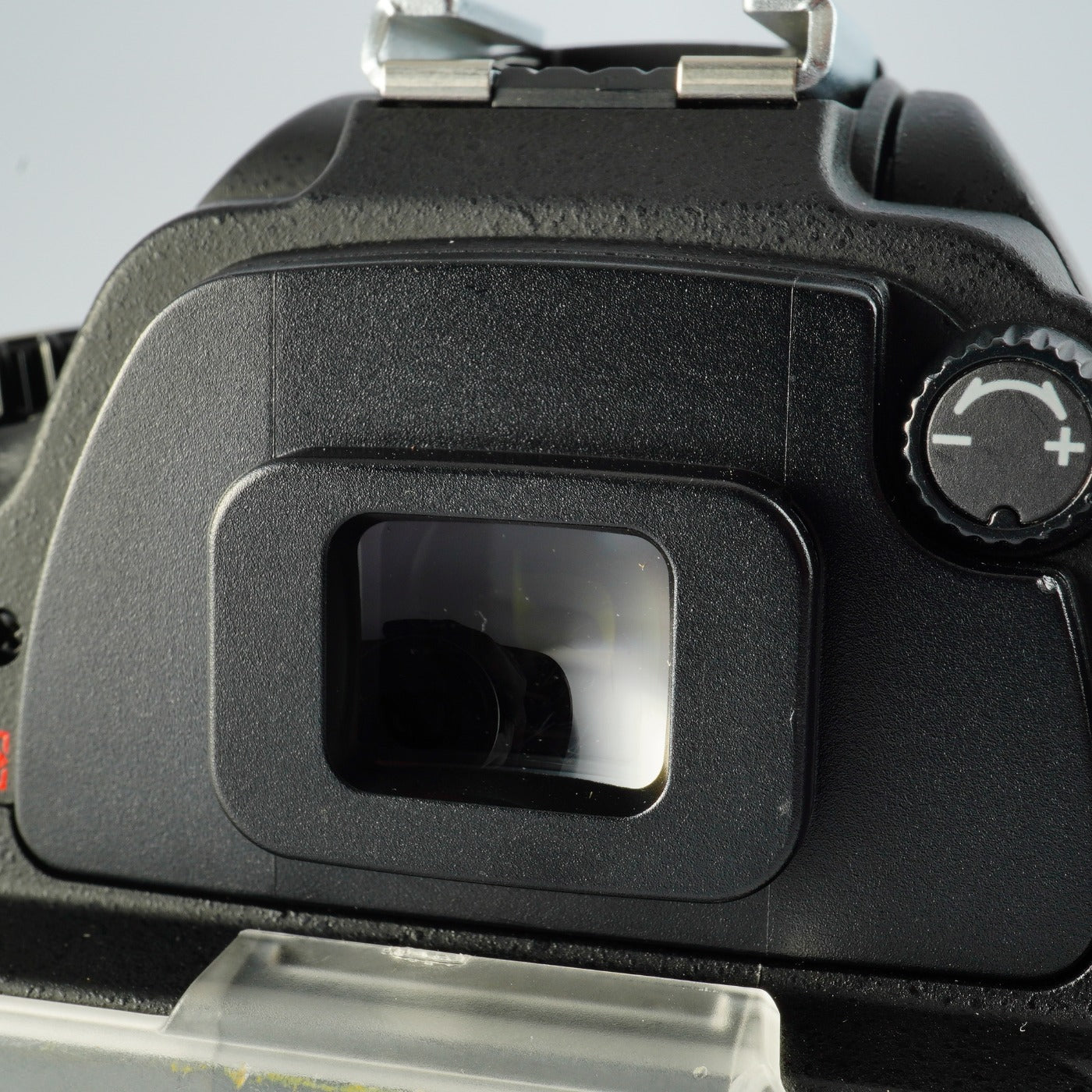 Nikon D80 + AF-S DX NIKKOR 18-55mm F/3.5-5.6 G VR + SD 8GB デジタル一眼レフカメラ