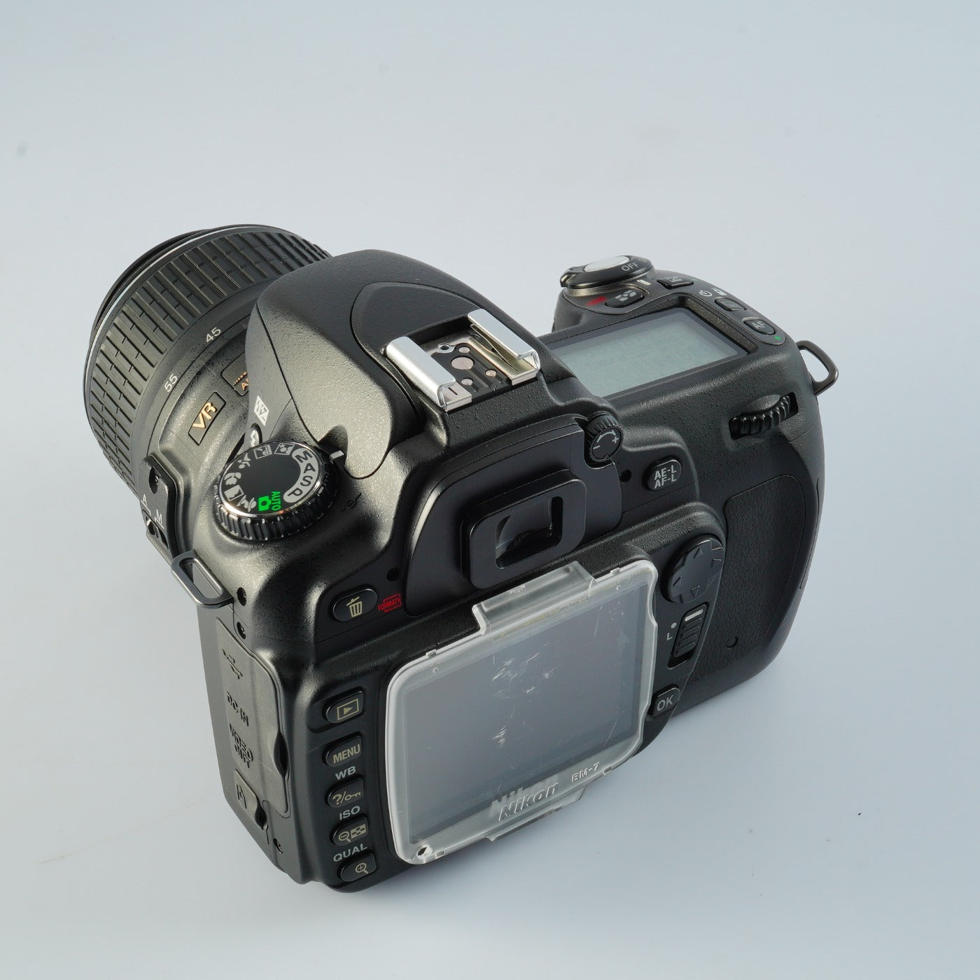 Nikon D80 + AF-S DX NIKKOR 18-55mm F/3.5-5.6 G VR + SD 8GB デジタル一眼レフカメラ