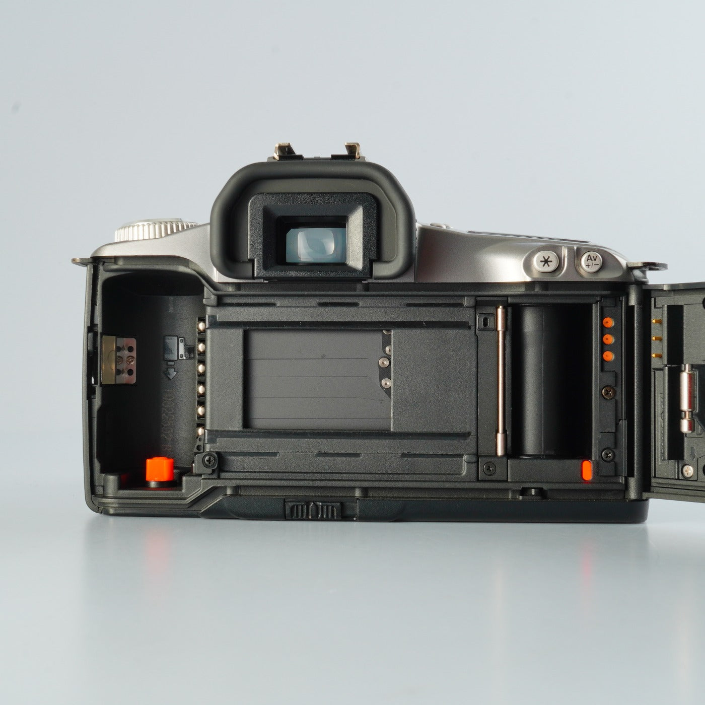 Canon EOS 3 フィルム一眼レフカメラ EF 50mm f1.8レンズ Canon