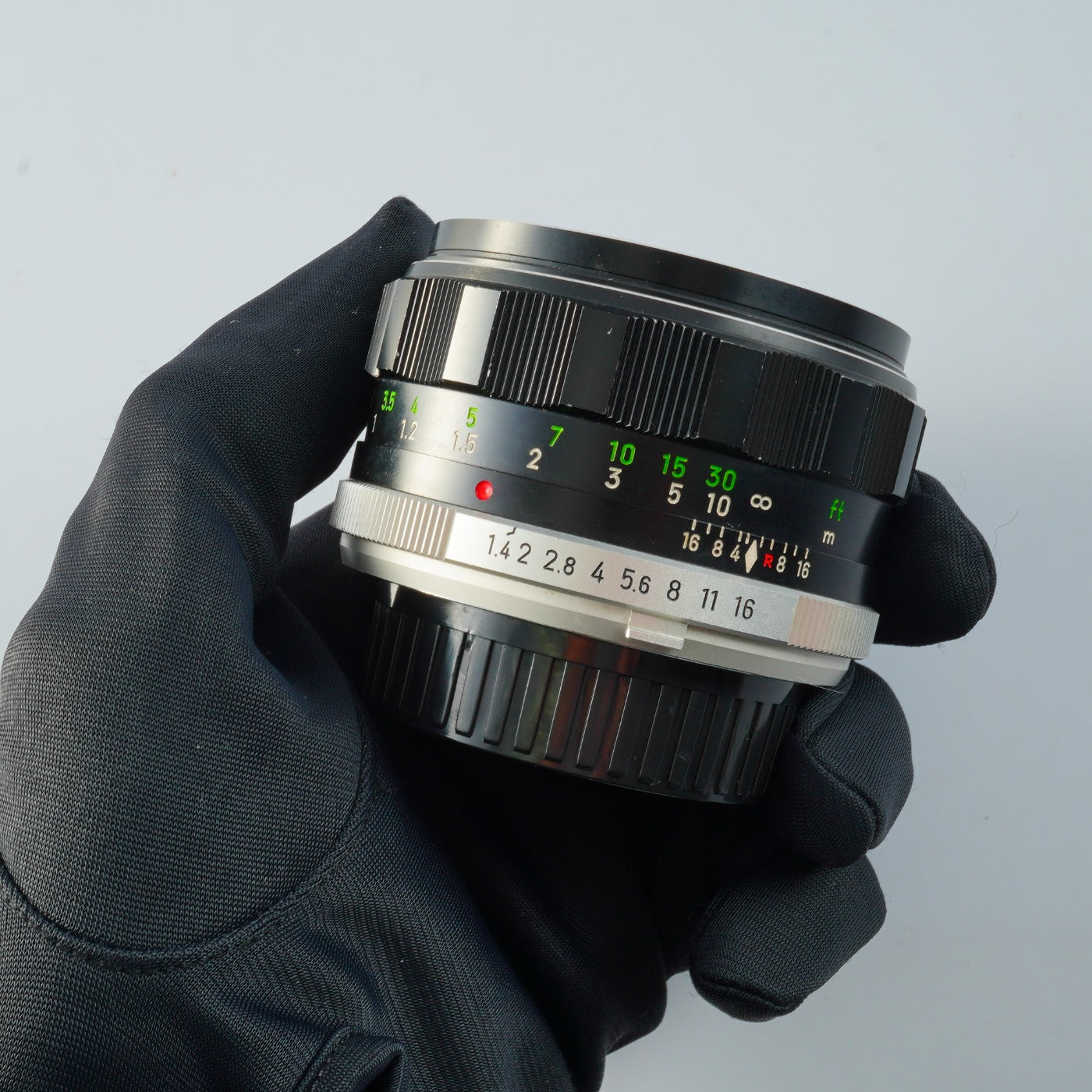 MINOLTA MC ROKKOR-PF 58mm F/1.4 prime lens