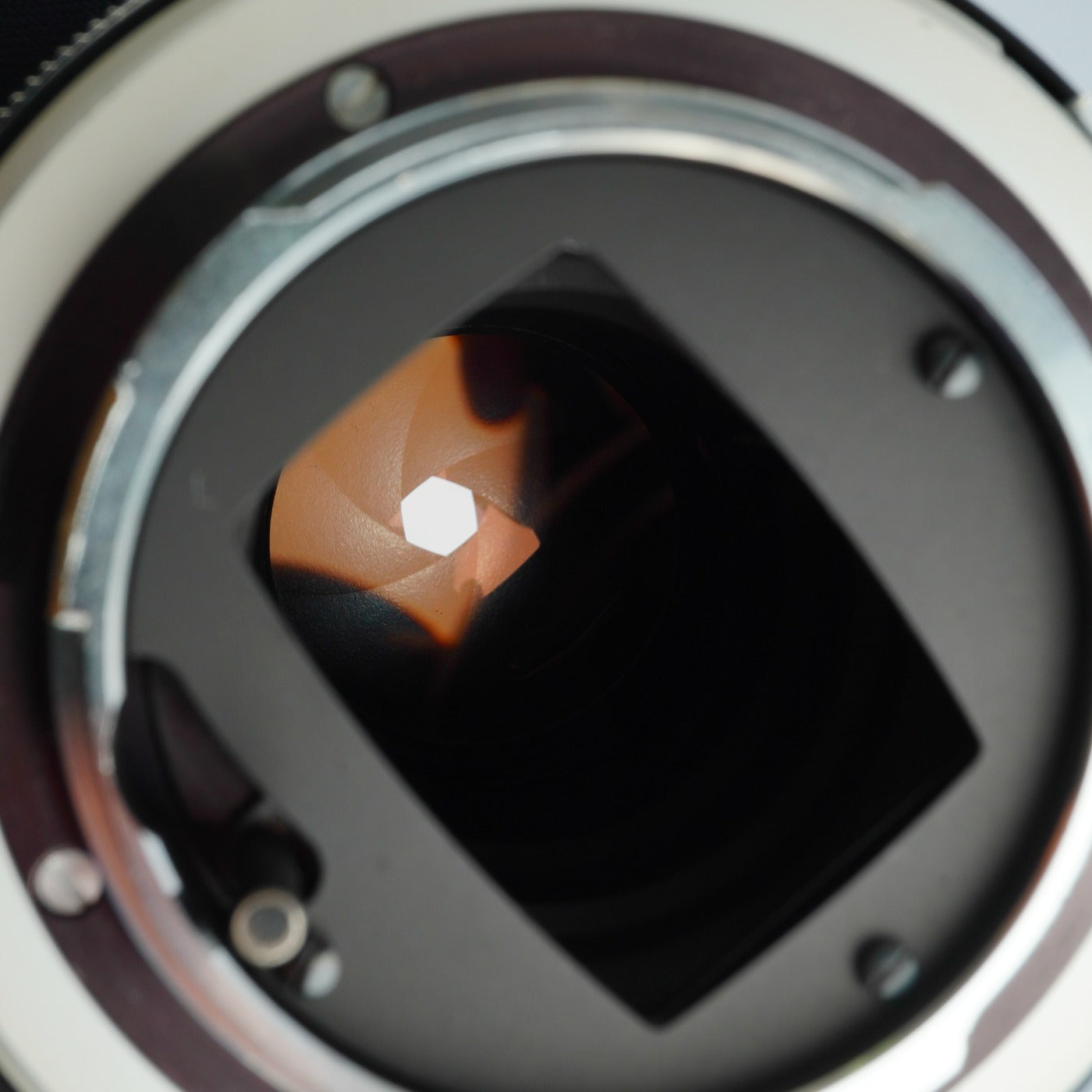 MINOLTA MC TELE ROKKOR-QF 200mm F/3.5 prime lens