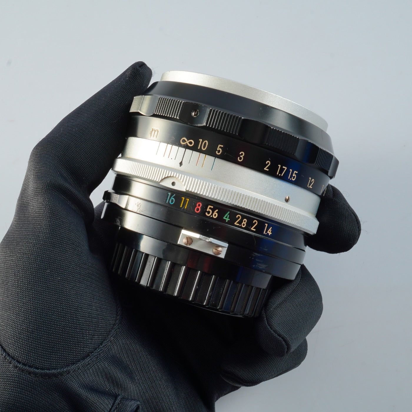 Nikon Nikkor-S Auto 50mm F/1.4 " 6 Blade " 非Ai 単焦点レンズ