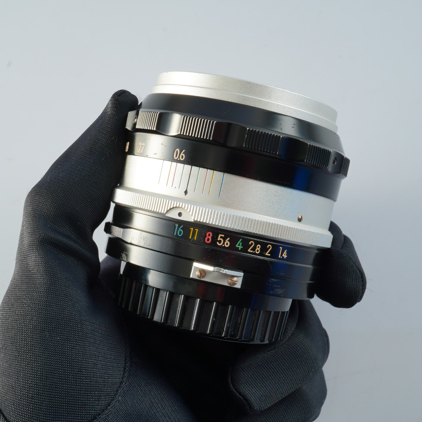 Nikon Nikkor-S Auto 50mm F/1.4 " 6 Blade " 非Ai 単焦点レンズ