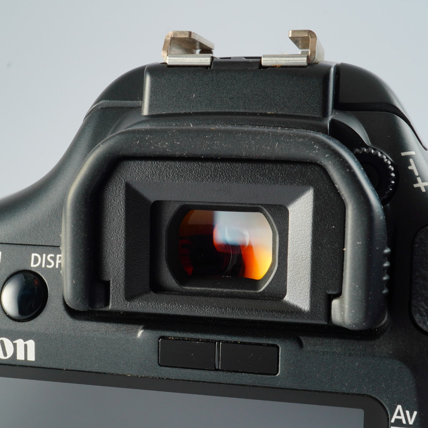 Canon EOS Kiss X2 ( Rebel XSi ) + EF-S 18-55mm F3.5-5.6 USM + SD 4GB デジタル一眼レフカメラ